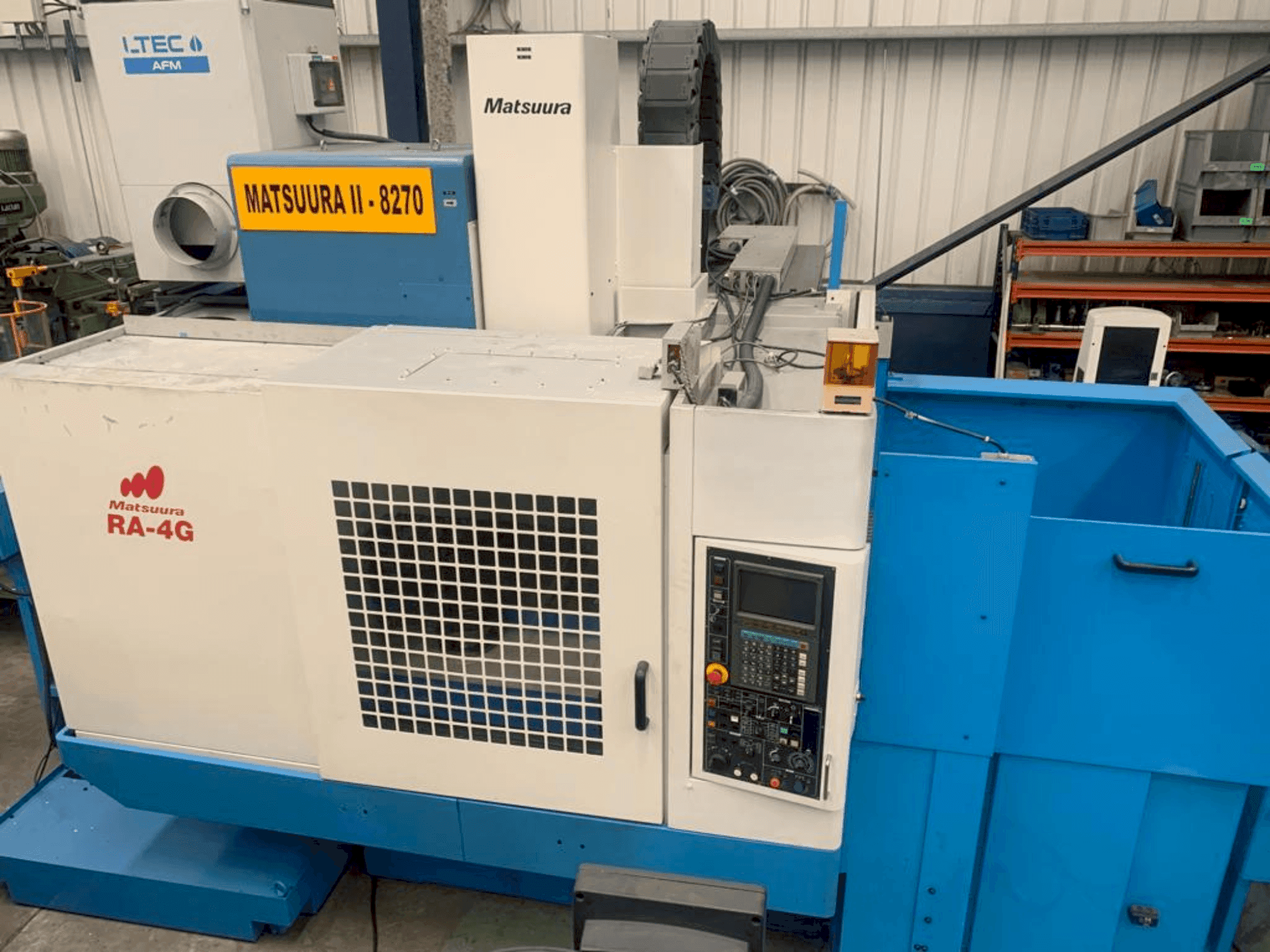 Makine Matsuura RA-4G - Önden görünüm