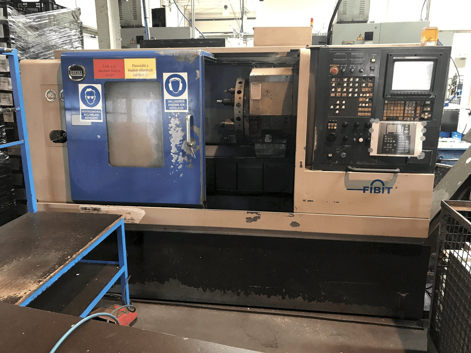 Makine HITACHI SEIKI HT20RIII - Önden görünüm