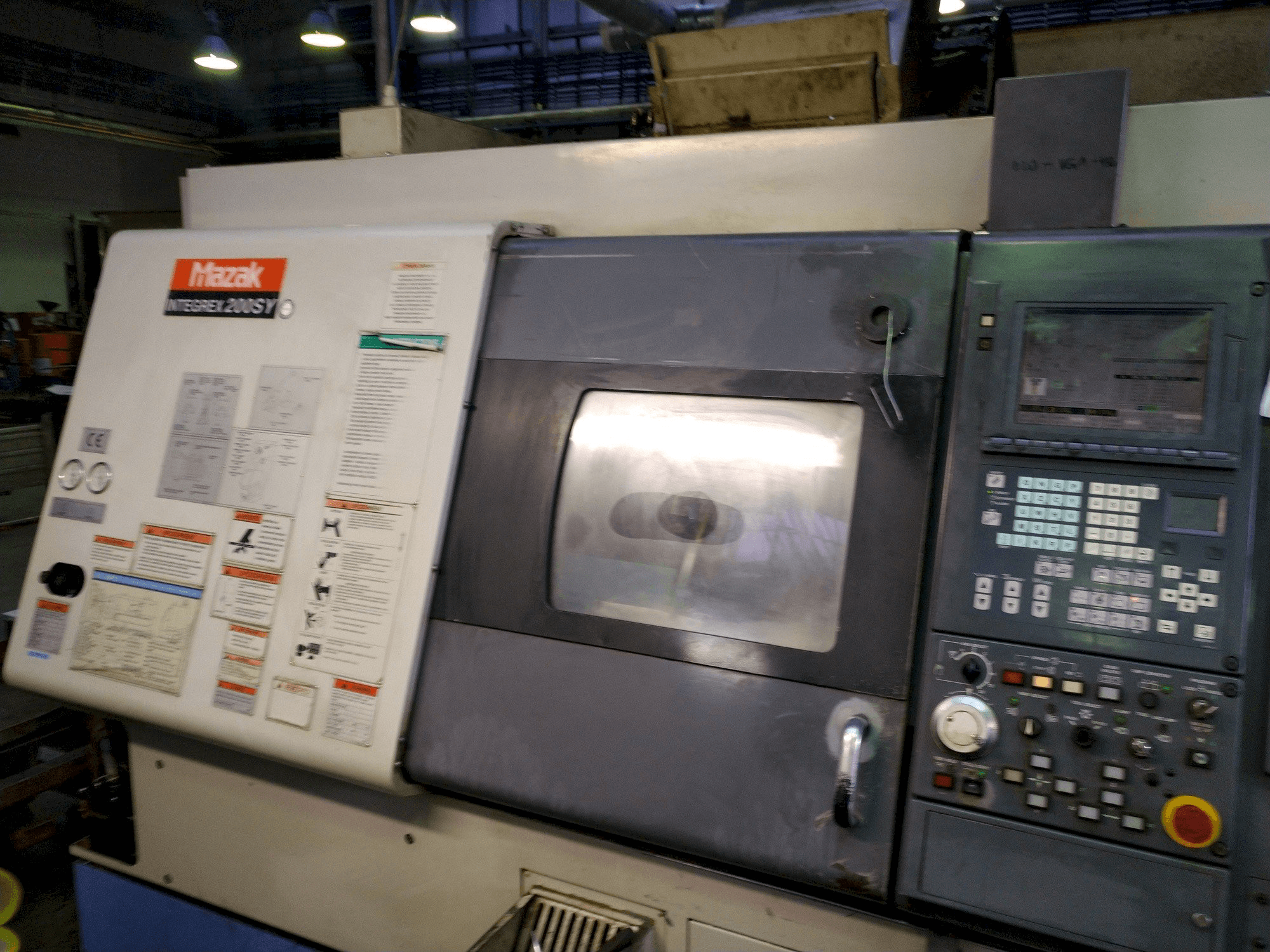 Makine Mazak INTEGREX 200 SY - Önden görünüm