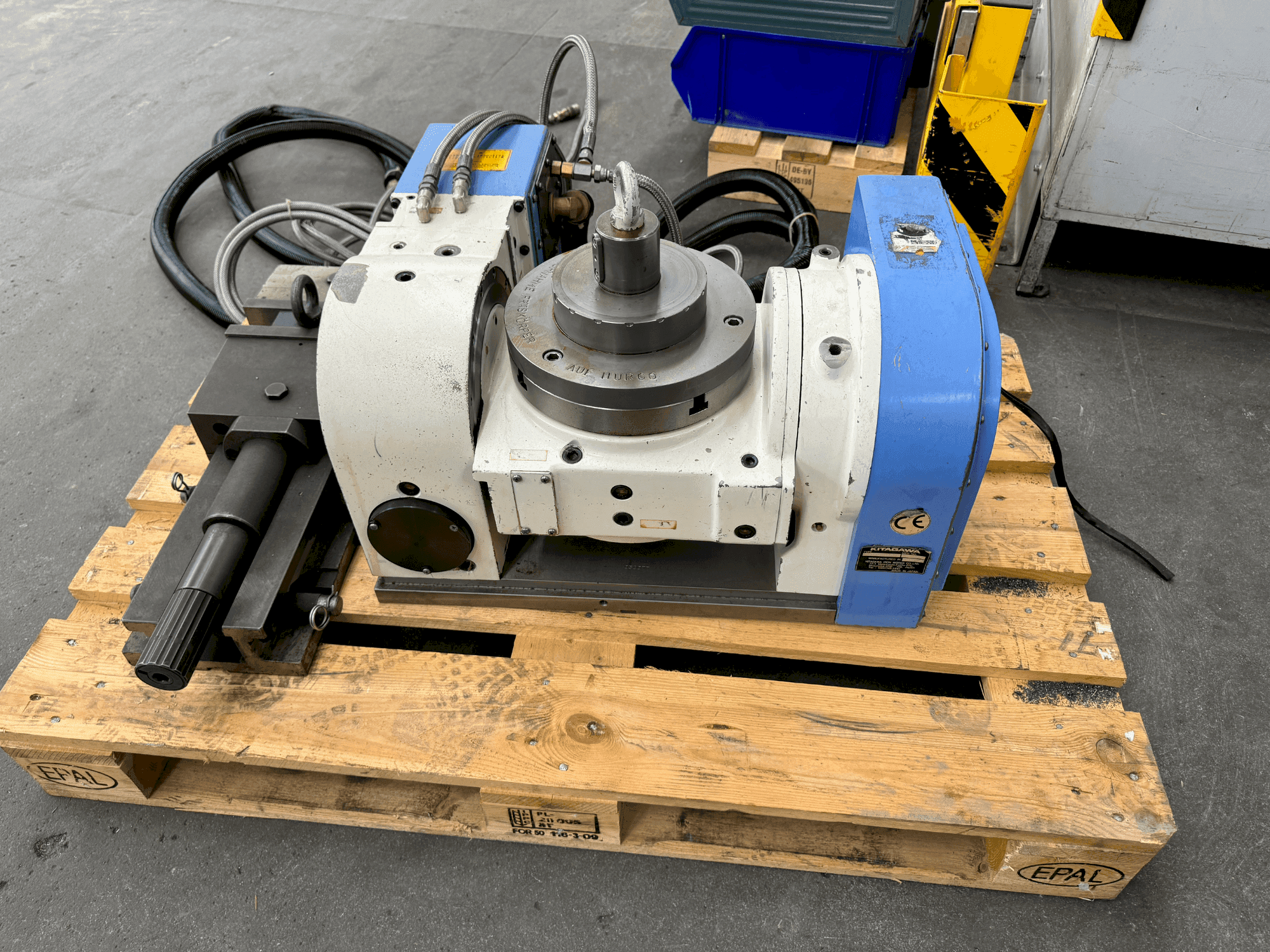 Makine KITAGAWA TT251 HYY01 - NC ROTARY TABLE (2005) - Önden görünüm