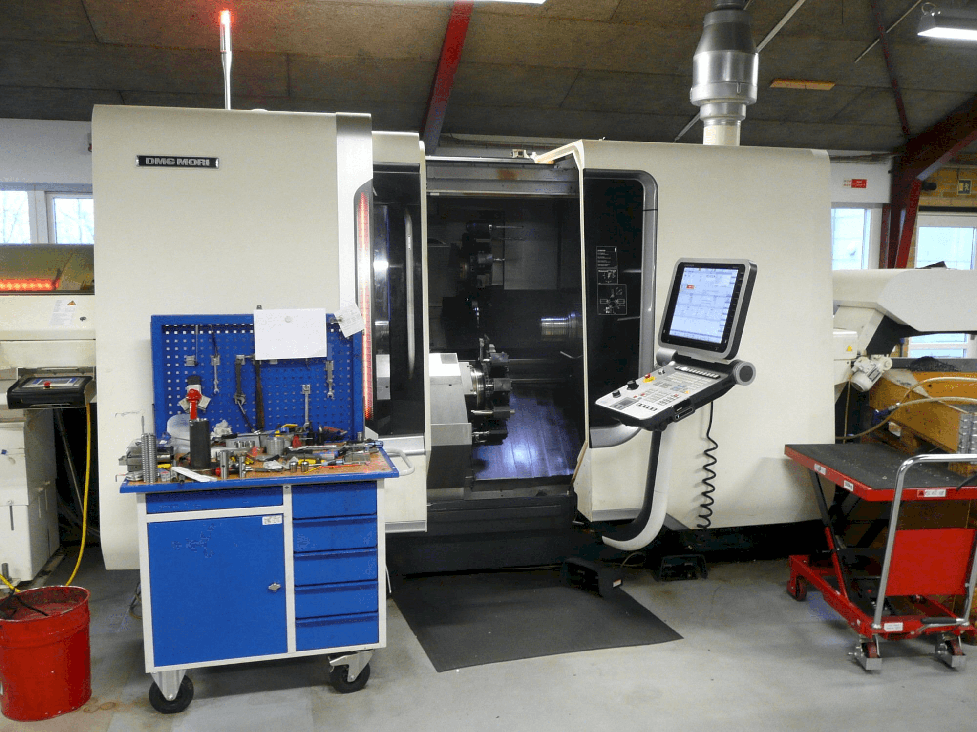 Makine DMG MORI CTX beta 800 A4 - Önden görünüm