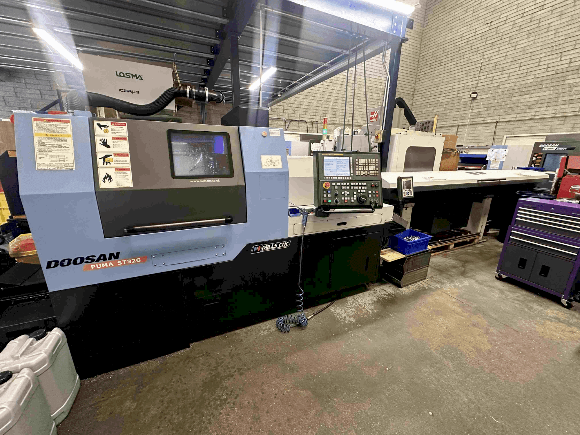Makine DOOSAN Puma ST32G - Önden görünüm