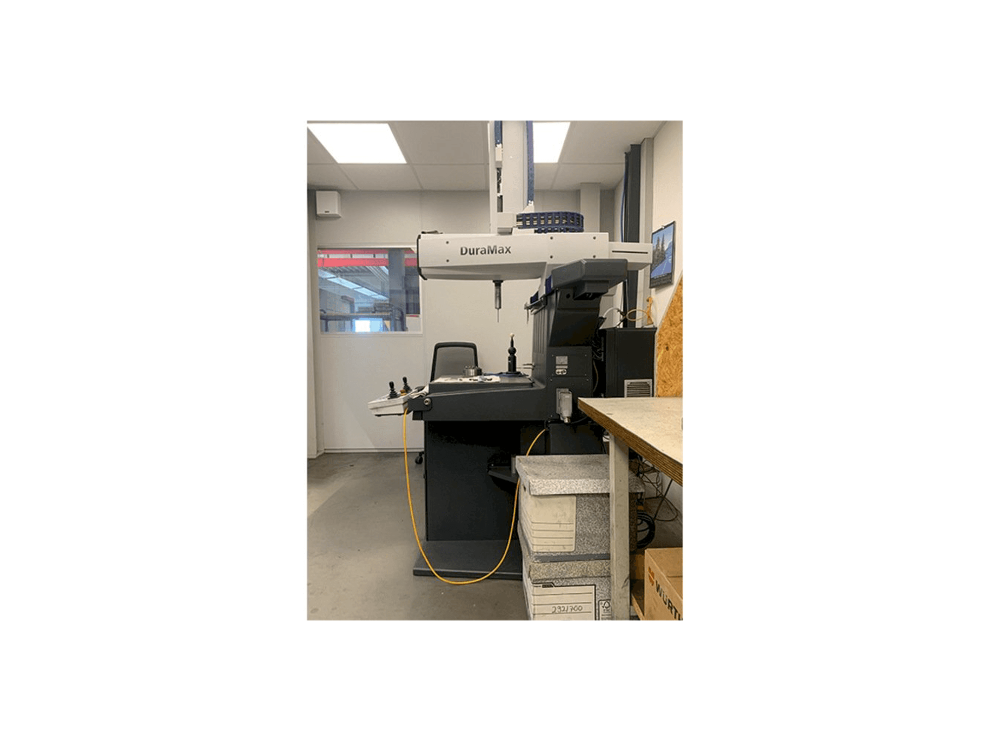 Makine ZEISS Duramax 3-D - Önden görünüm