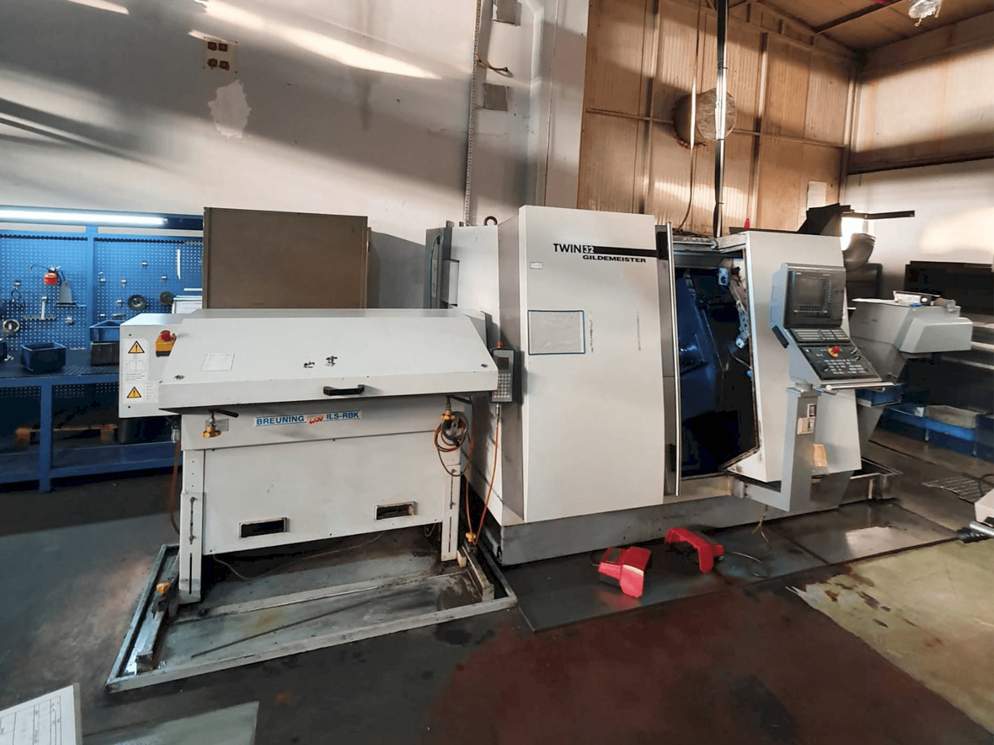 Makine Gildemeister TWIN 32 - Önden görünüm