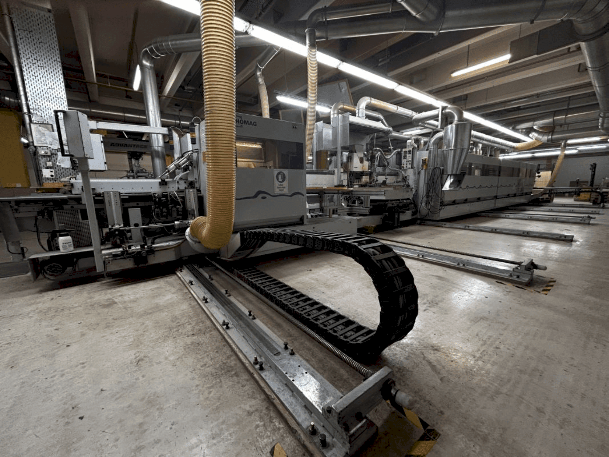 Makine HOMAG WEEKE PROFI KFL20/29/QA/25 - Önden görünüm