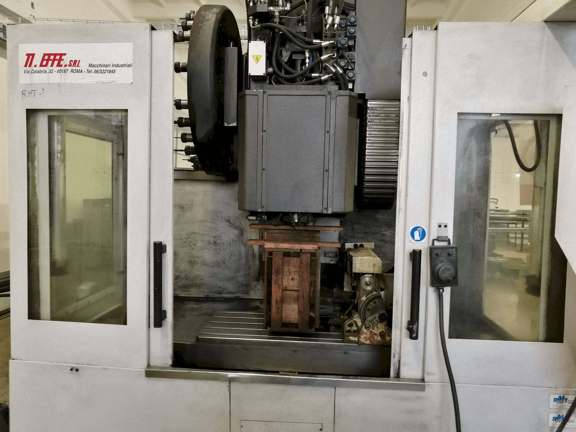 Makine RMT Kompakt 8 - Önden görünüm