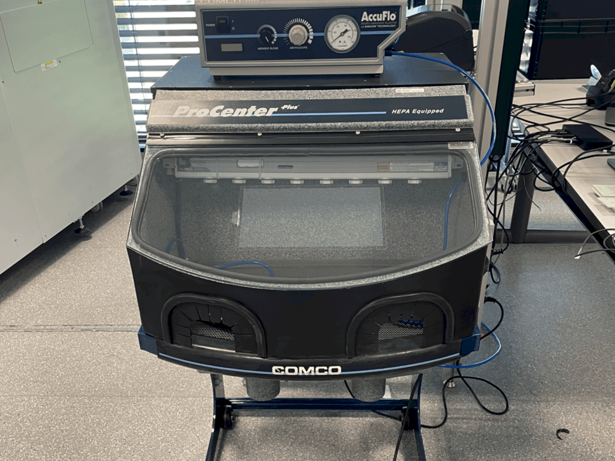 Makine COMCO CTR201-2 - Önden görünüm