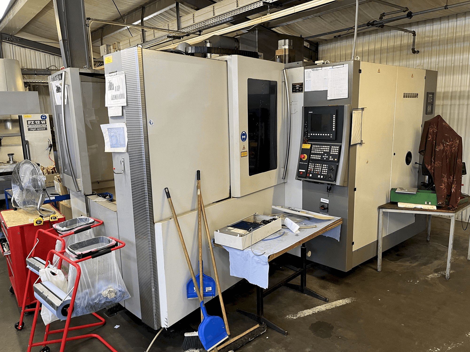 Makine DMG MORI DMC 50H - Önden görünüm