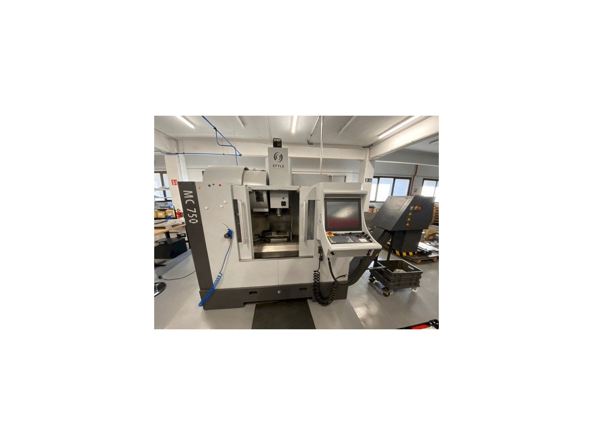 Makine STYLE MC 750 - Önden görünüm