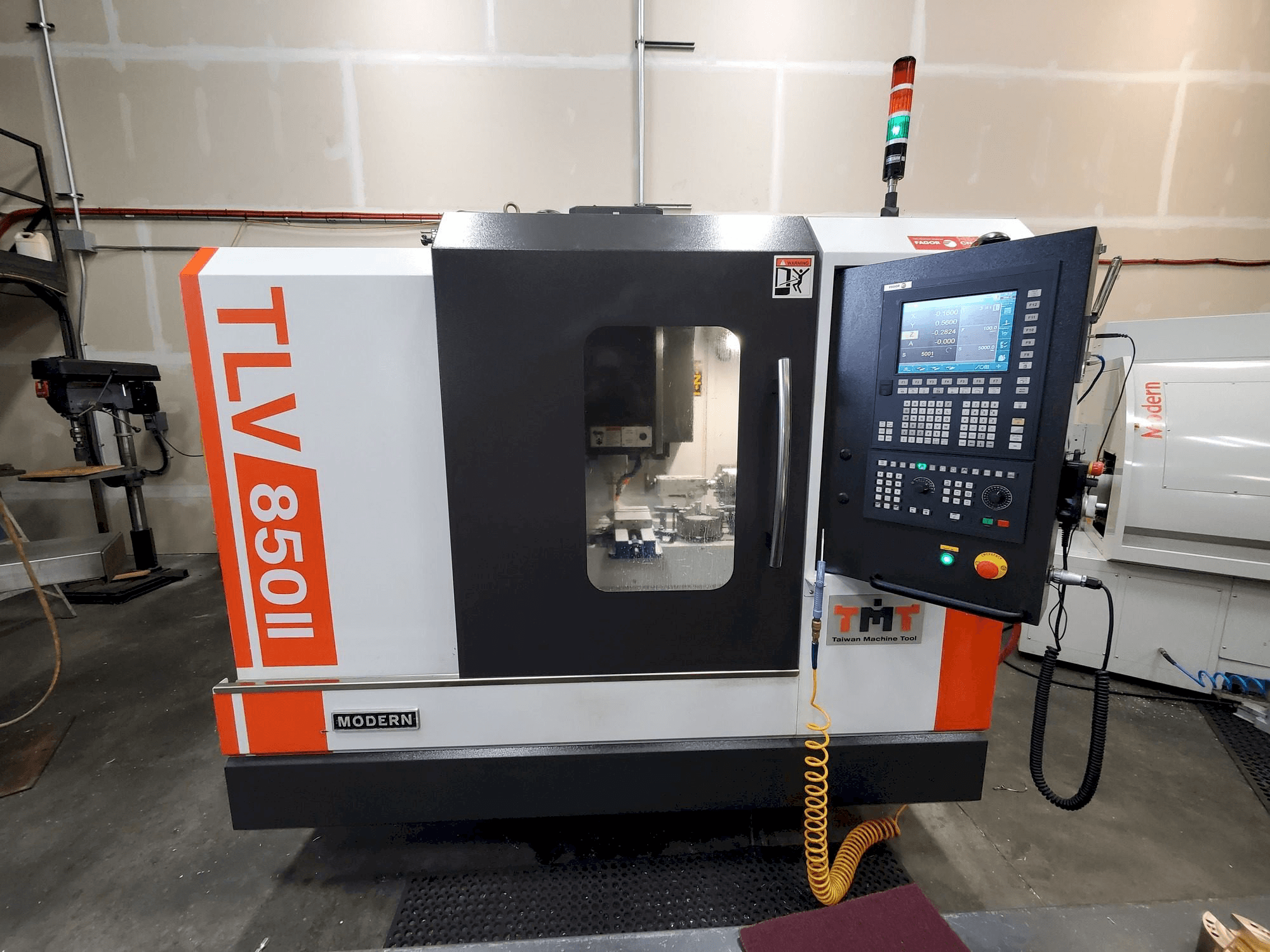 Makine Modern TLV-85011 - Önden görünüm