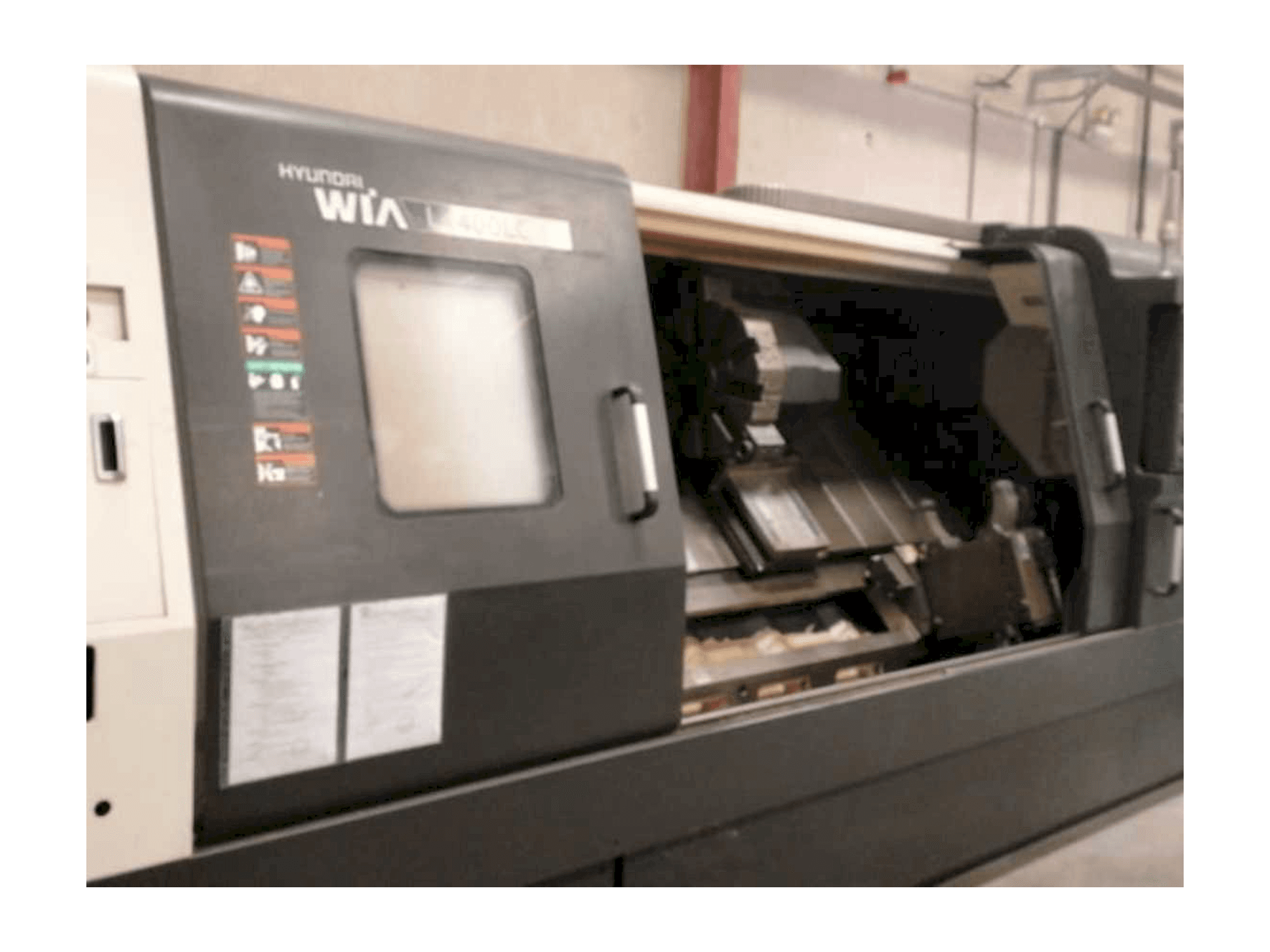 Makine Hyundai Wia L400LC - Önden görünüm