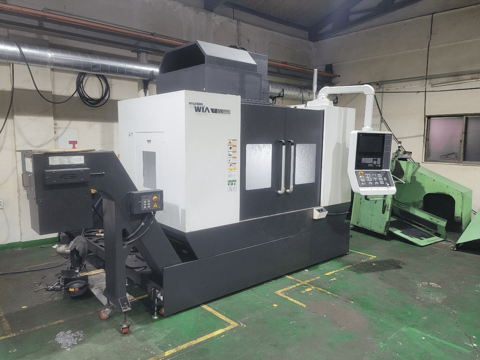 Makine Hyundai Wia F500 PLUS - Önden görünüm