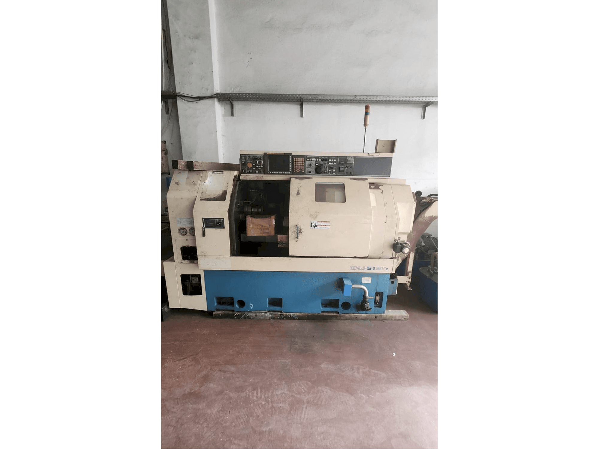 Makine Miyano BNJ 42 SY - Önden görünüm