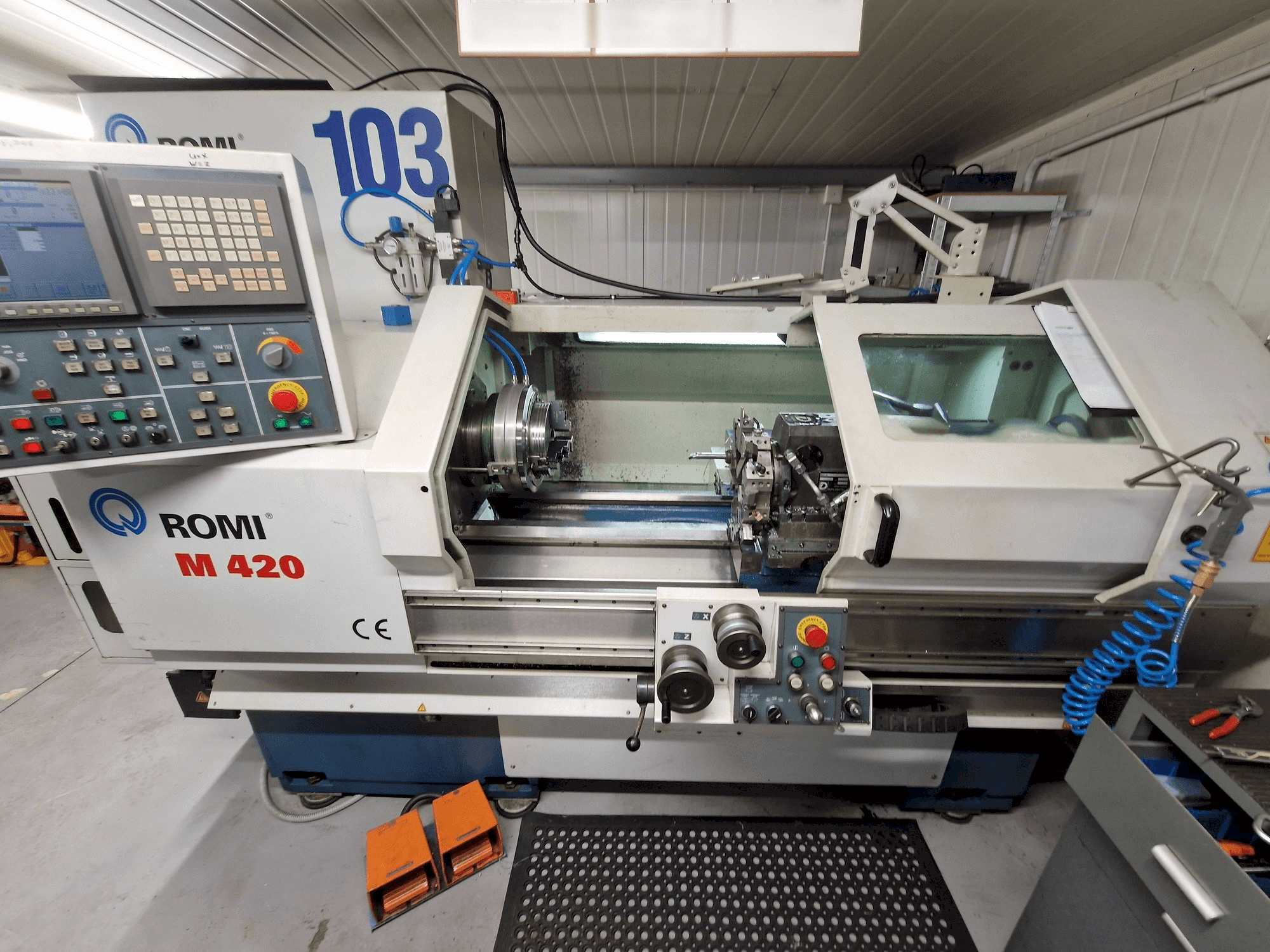 Makine Romi M 420 - Önden görünüm