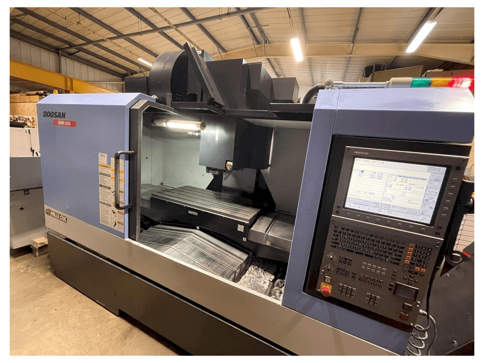 Makine Doosan DNM650 - Önden görünüm