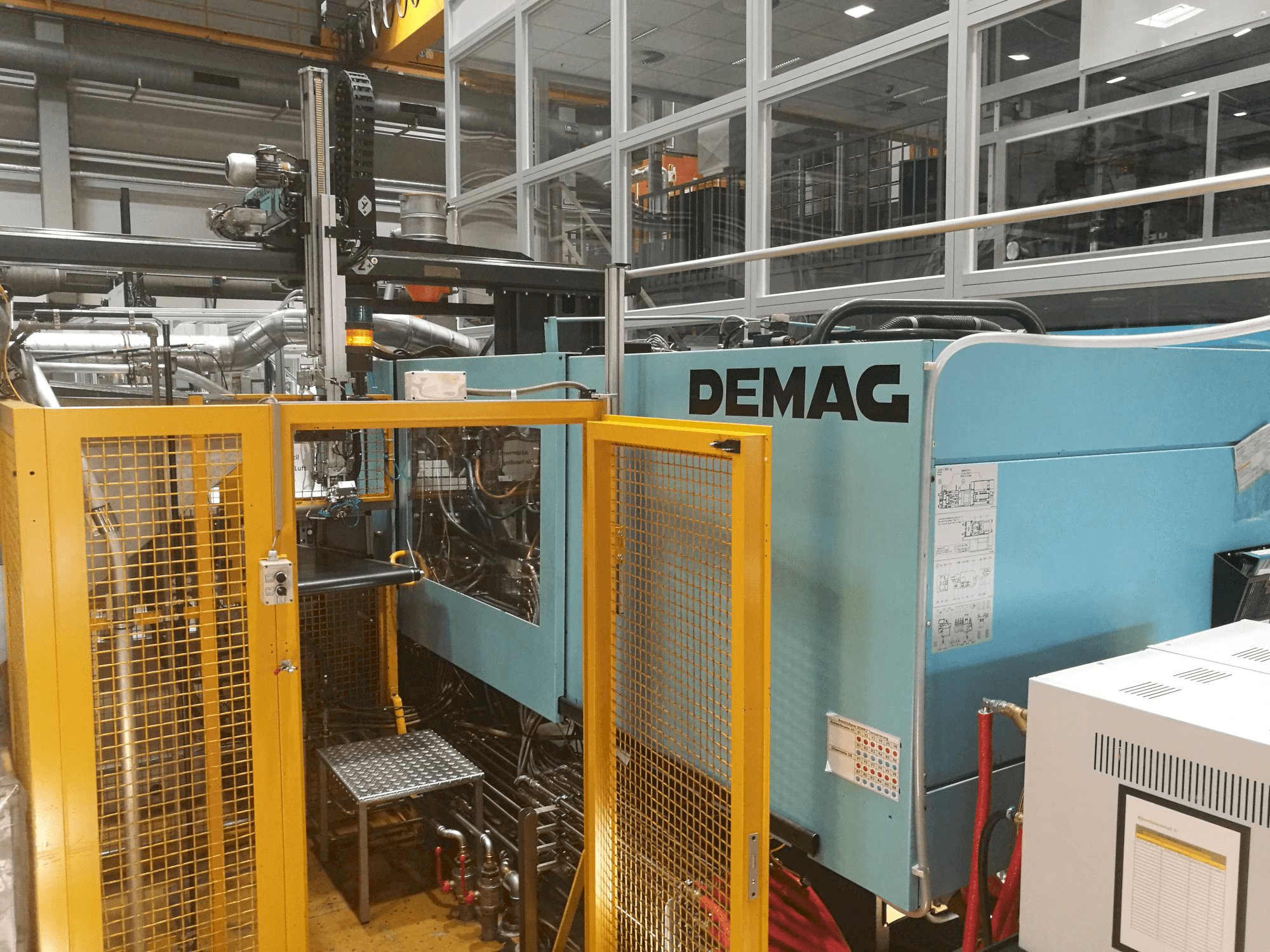 Makine DEMAG - Ayrıntı Ergotech 330-2300