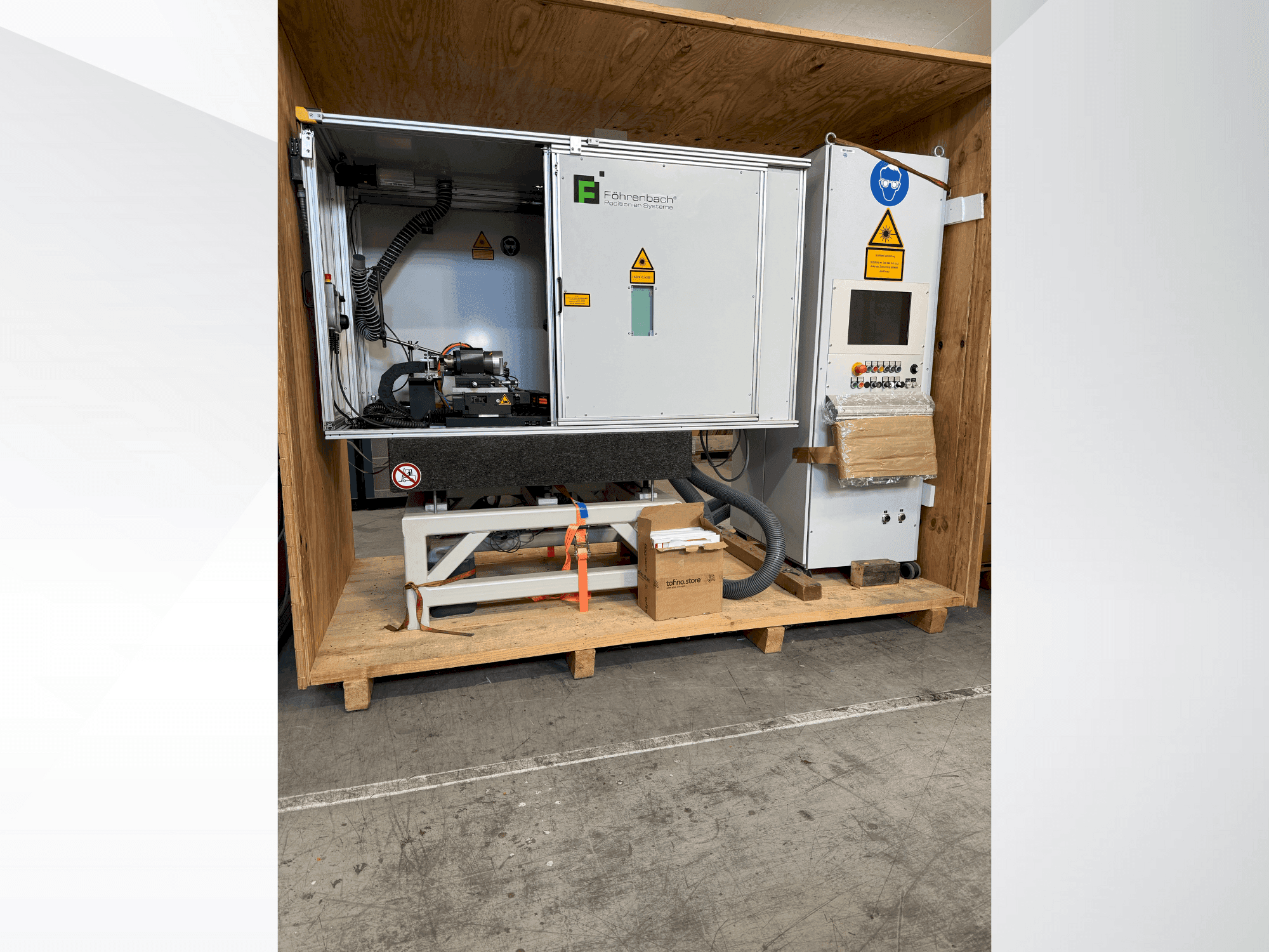 Makine LASAG KLS 246 CL60 - Yan görünüm