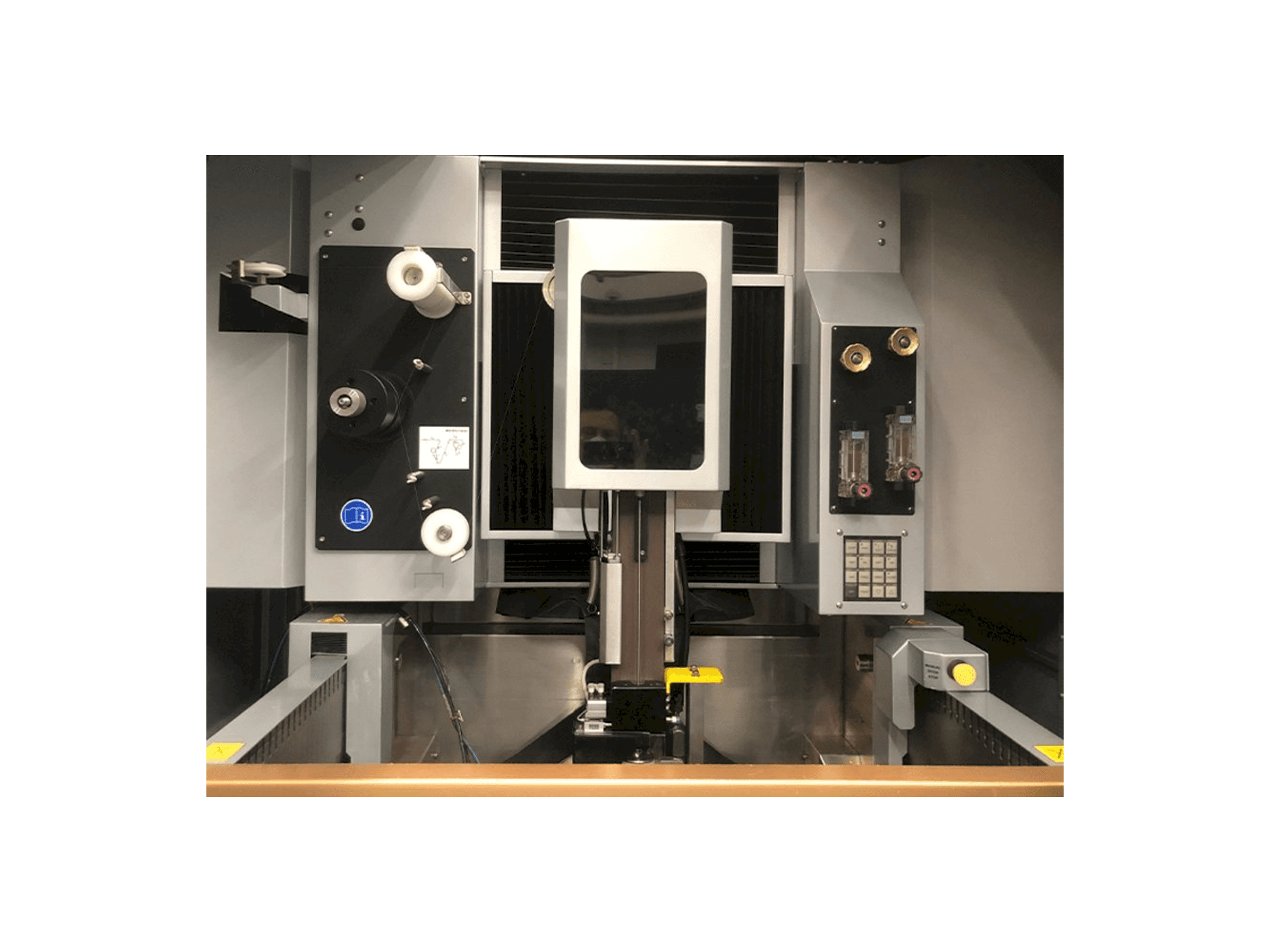 Makine EROWA Robot Compact 80 - Önden görünüm