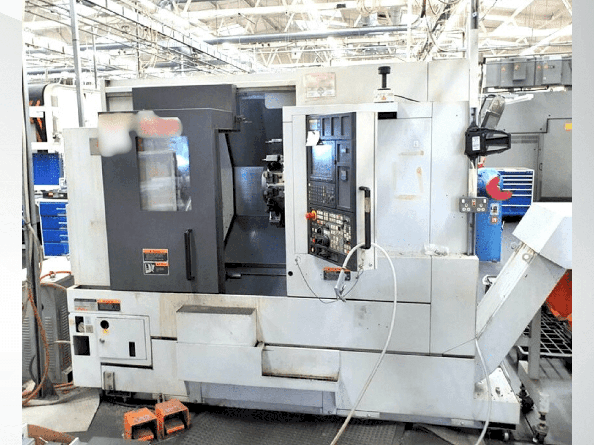 Makine MORI SEIKI NL2000Y - Önden görünüm