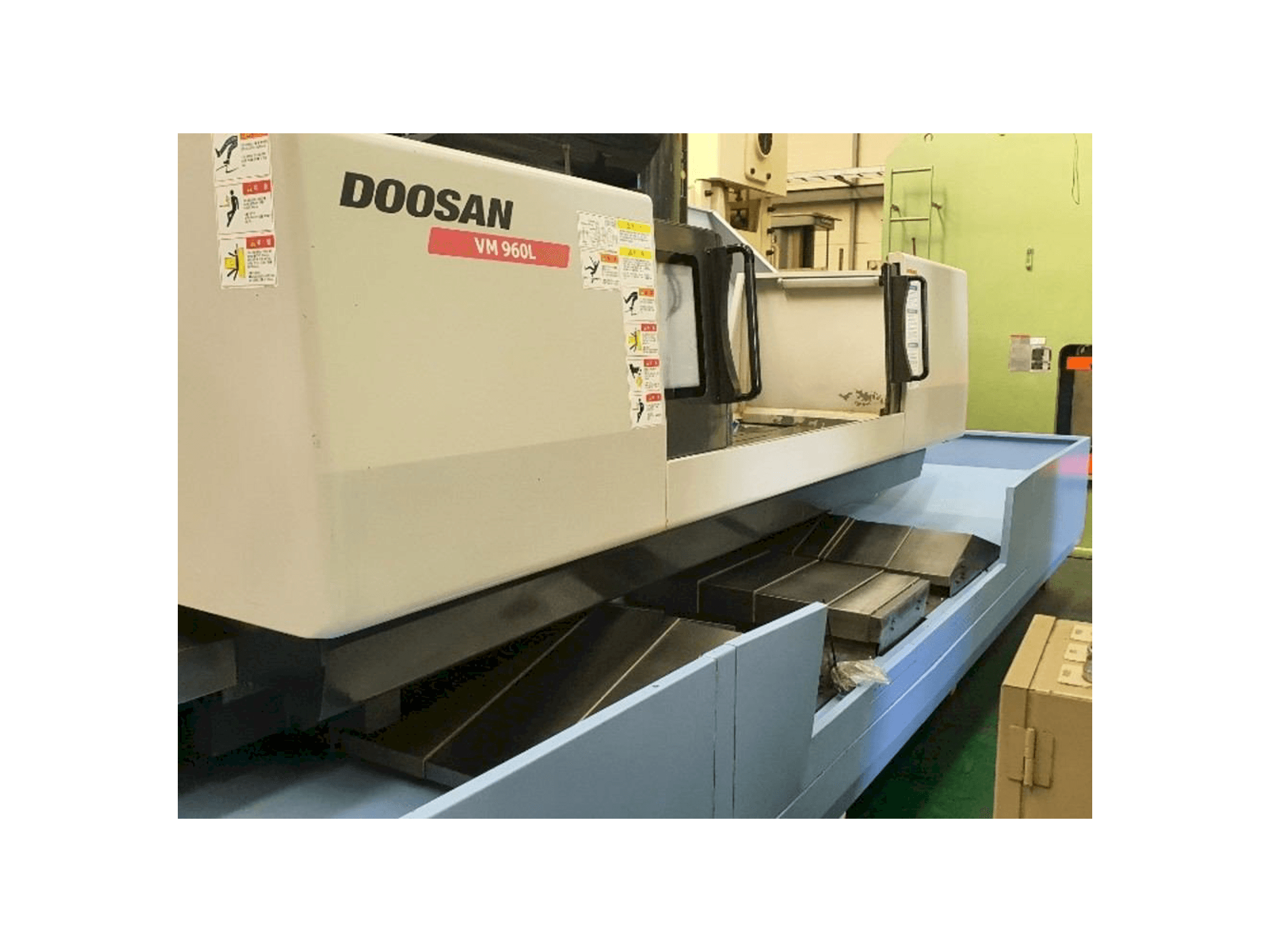 Makine Doosan VM 960L - Önden görünüm
