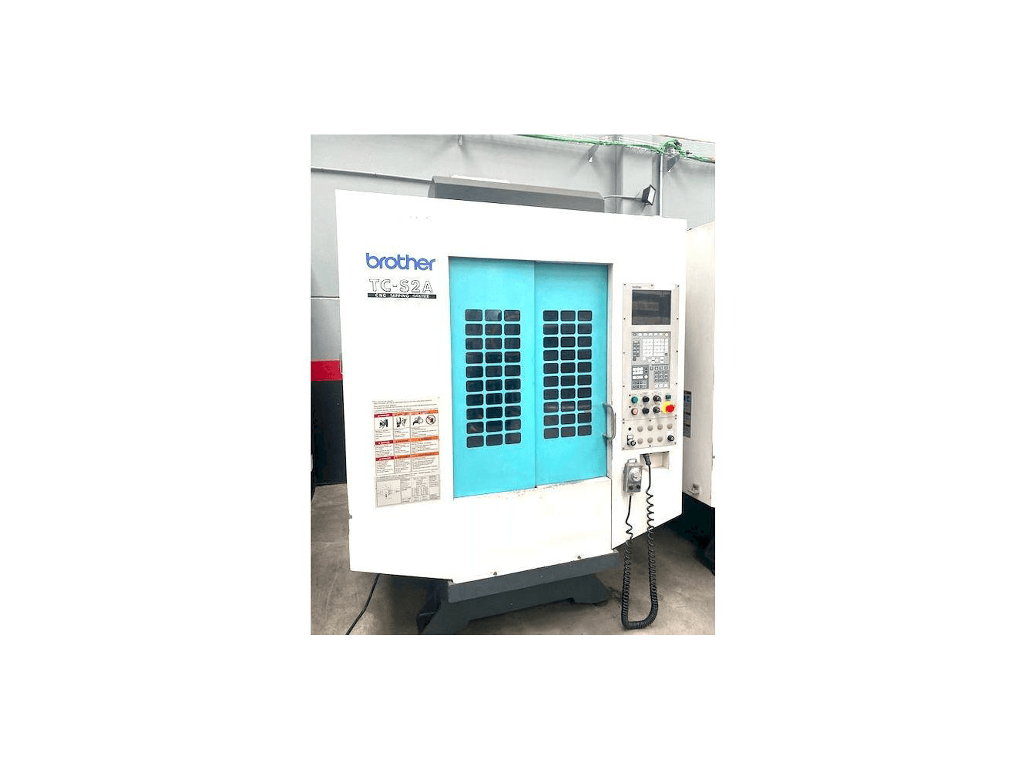 Makine Brother TC-S2A - Önden görünüm