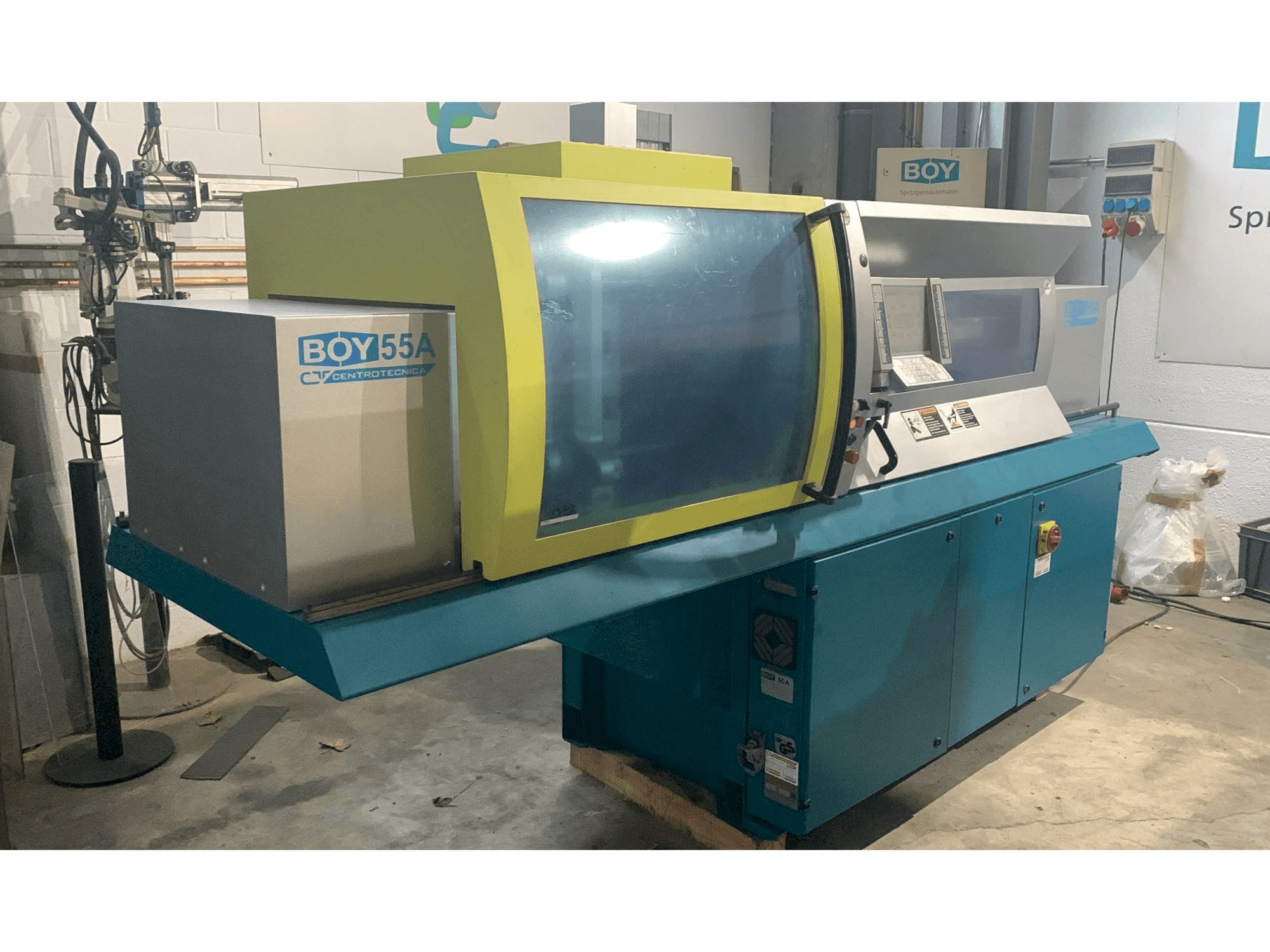 Makine BOY 55A - Önden görünüm