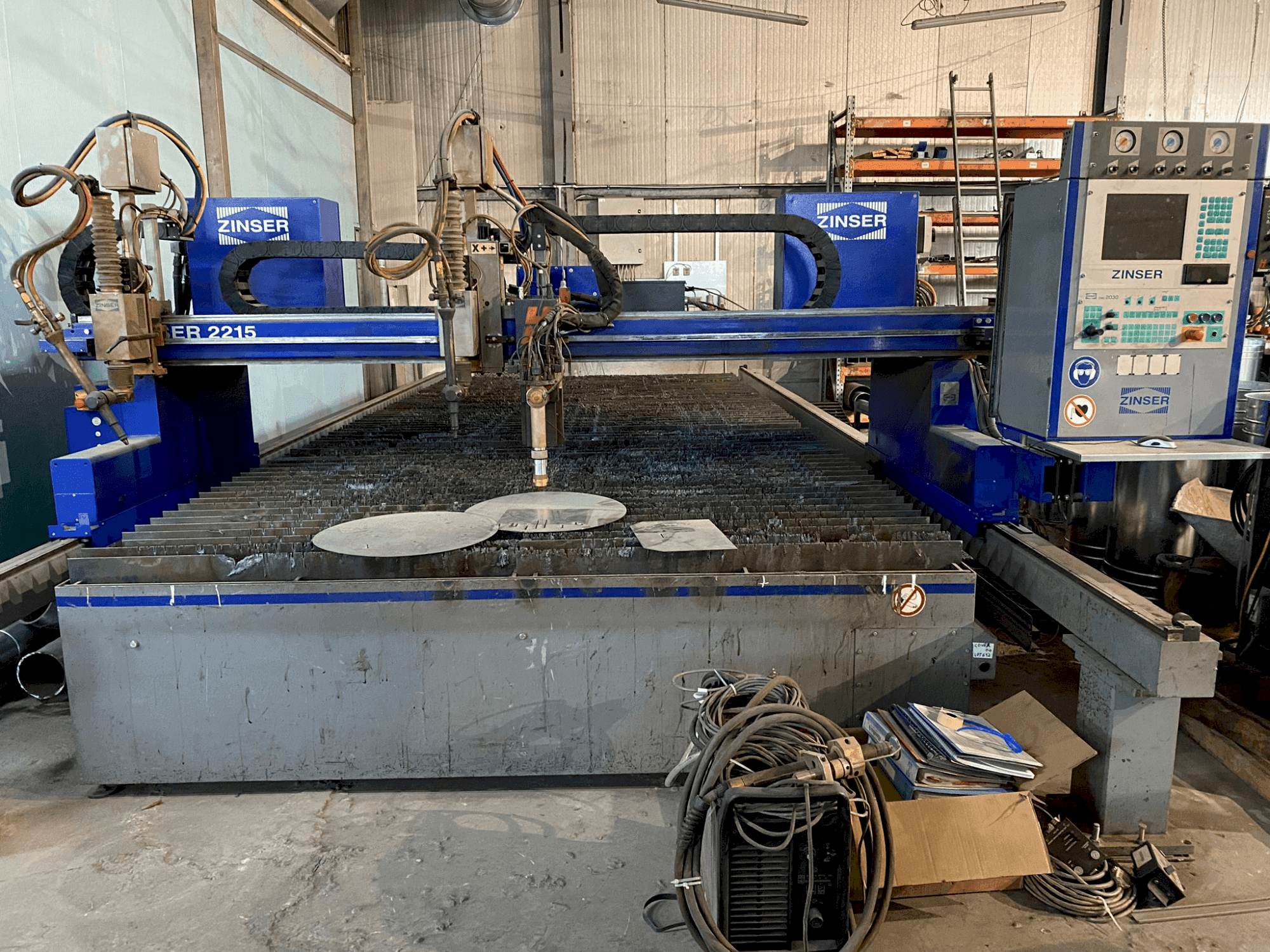 Makine ZINSER 2215 - Önden görünüm