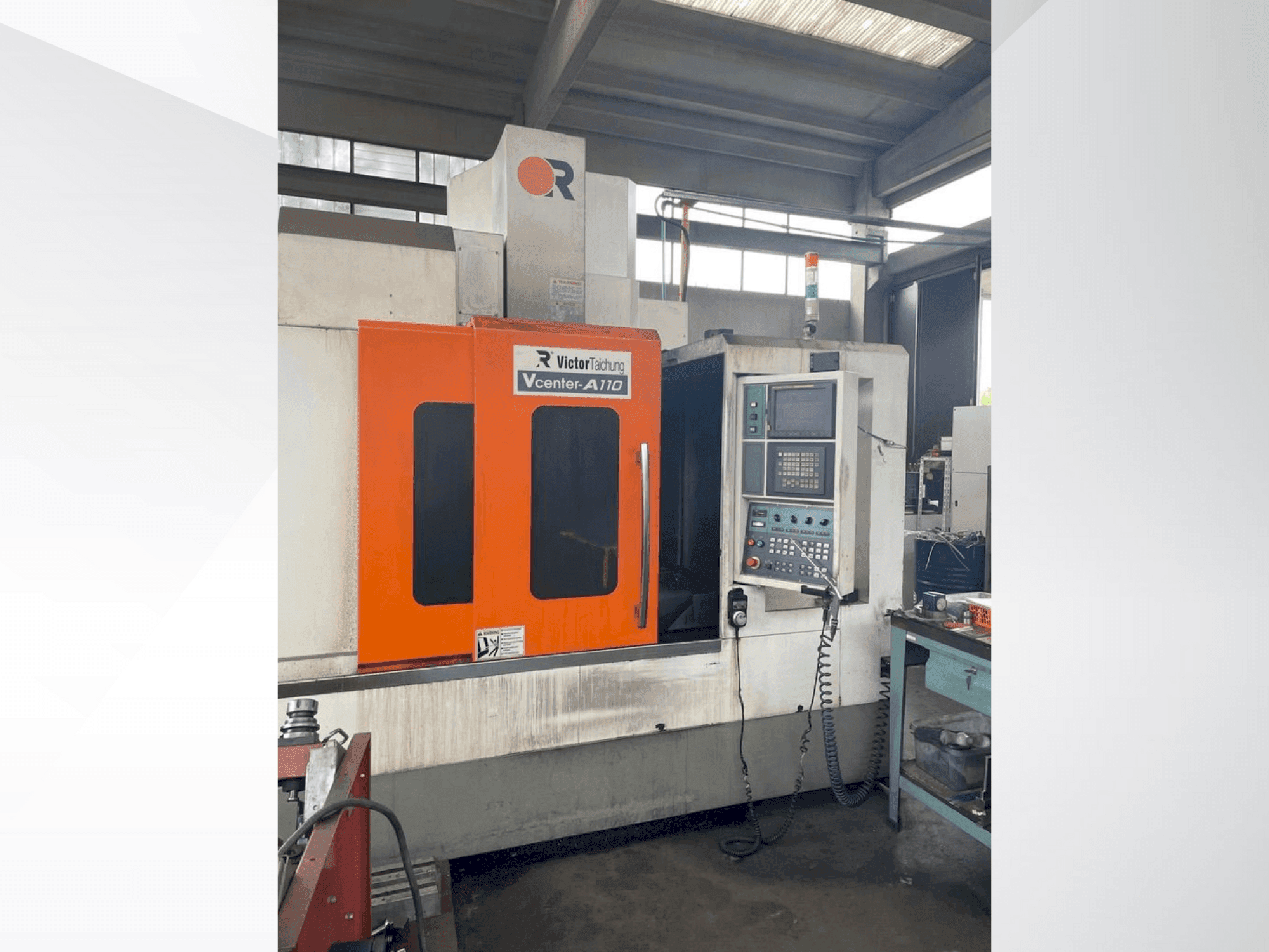 Makine Victor Vcenter A-110 - Önden görünüm