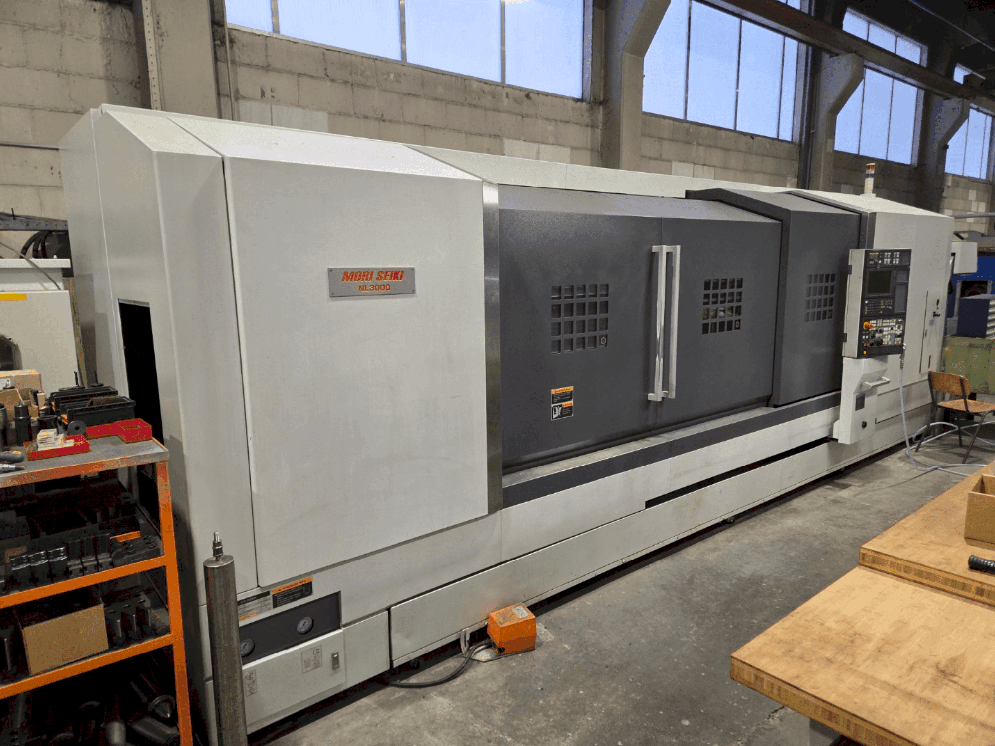 Makine MORI SEIKI MORI SEIKI NL3000/3000 - Önden görünüm