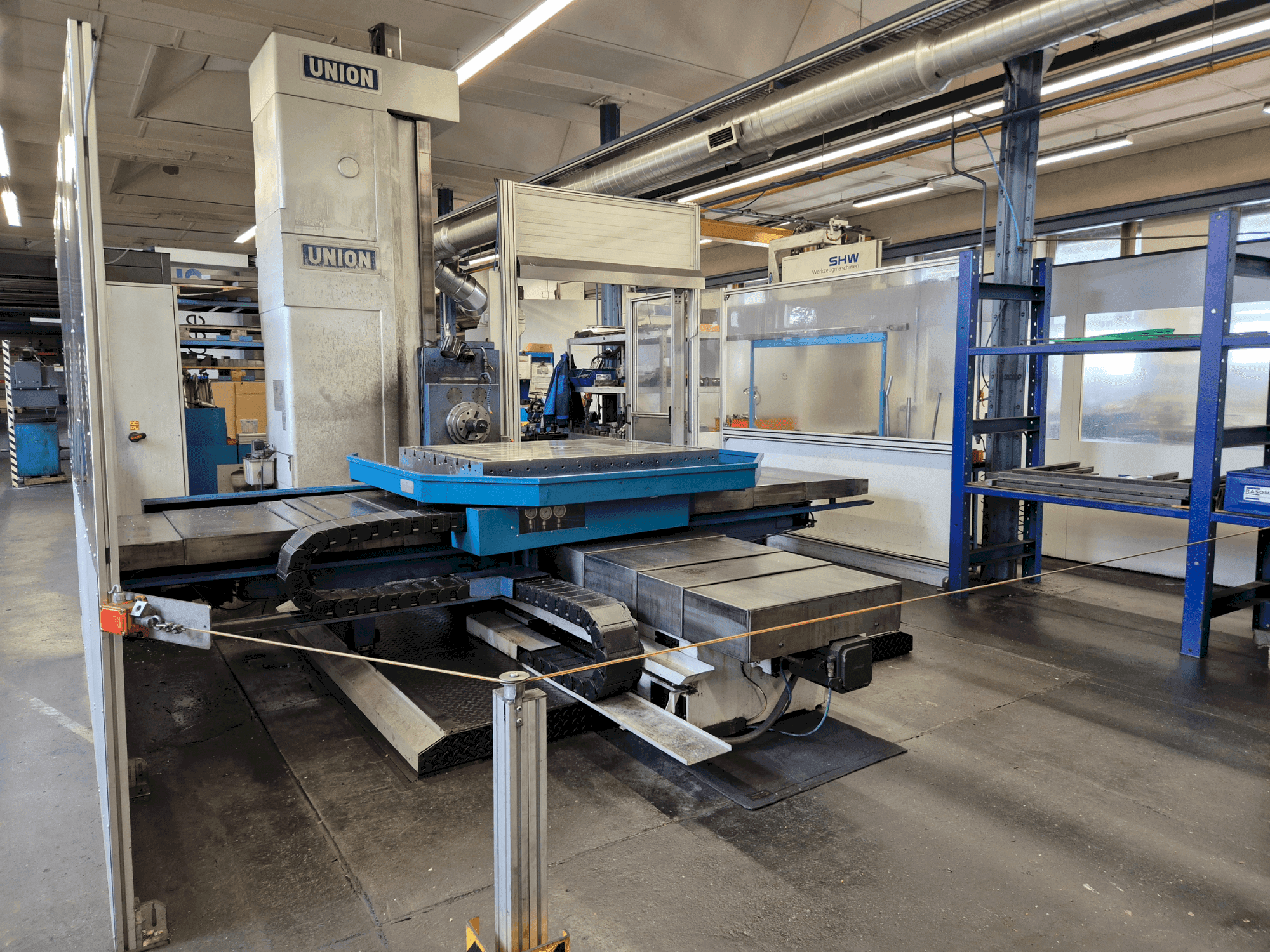 Makine UNION T105 - Önden görünüm