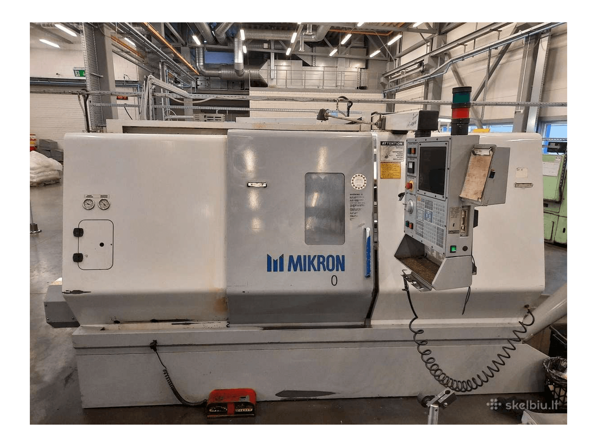 Makine MIKRON-HAAS LCE860T - Önden görünüm
