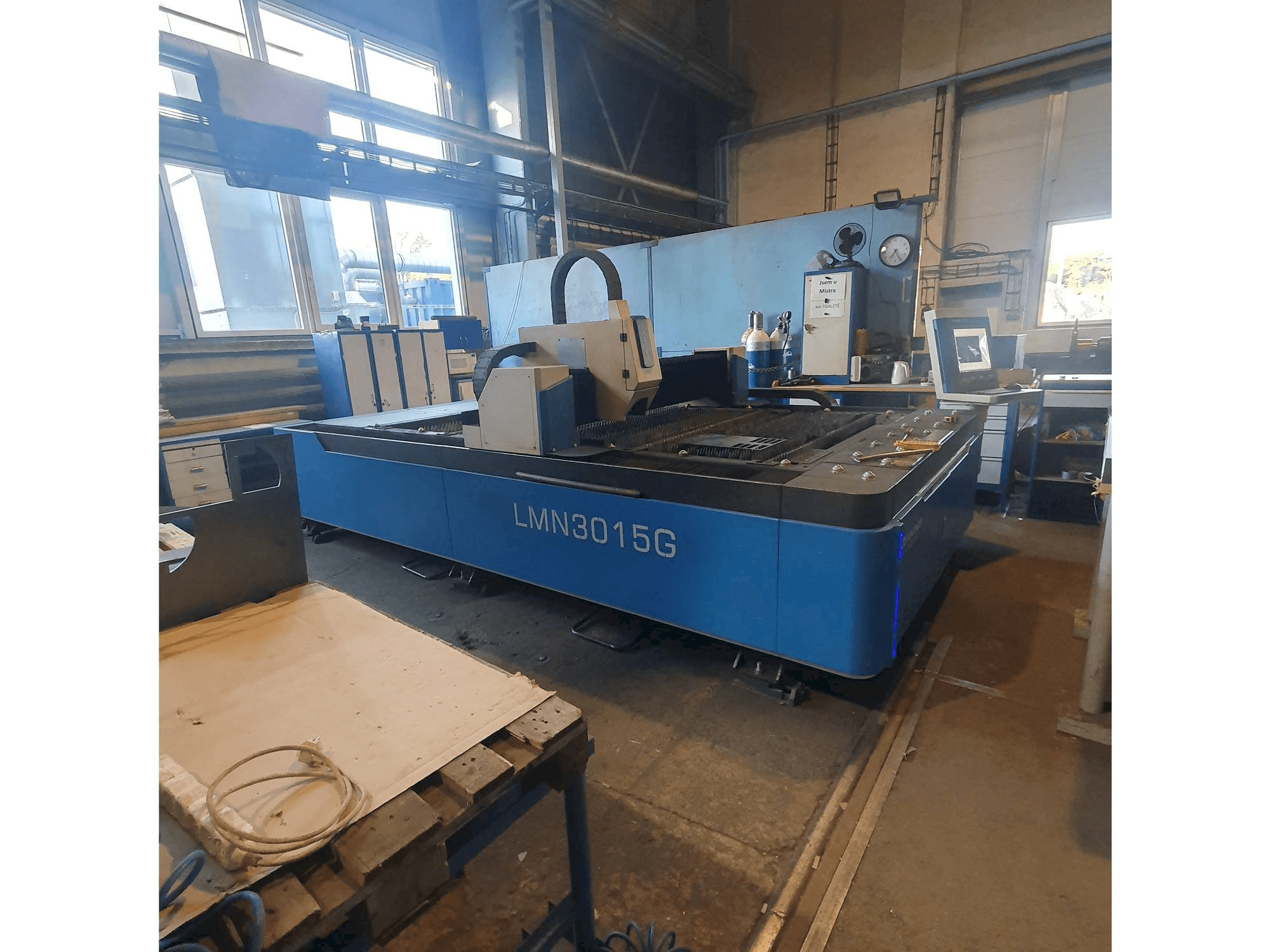 Makine Leiming LMN3015G - Önden görünüm