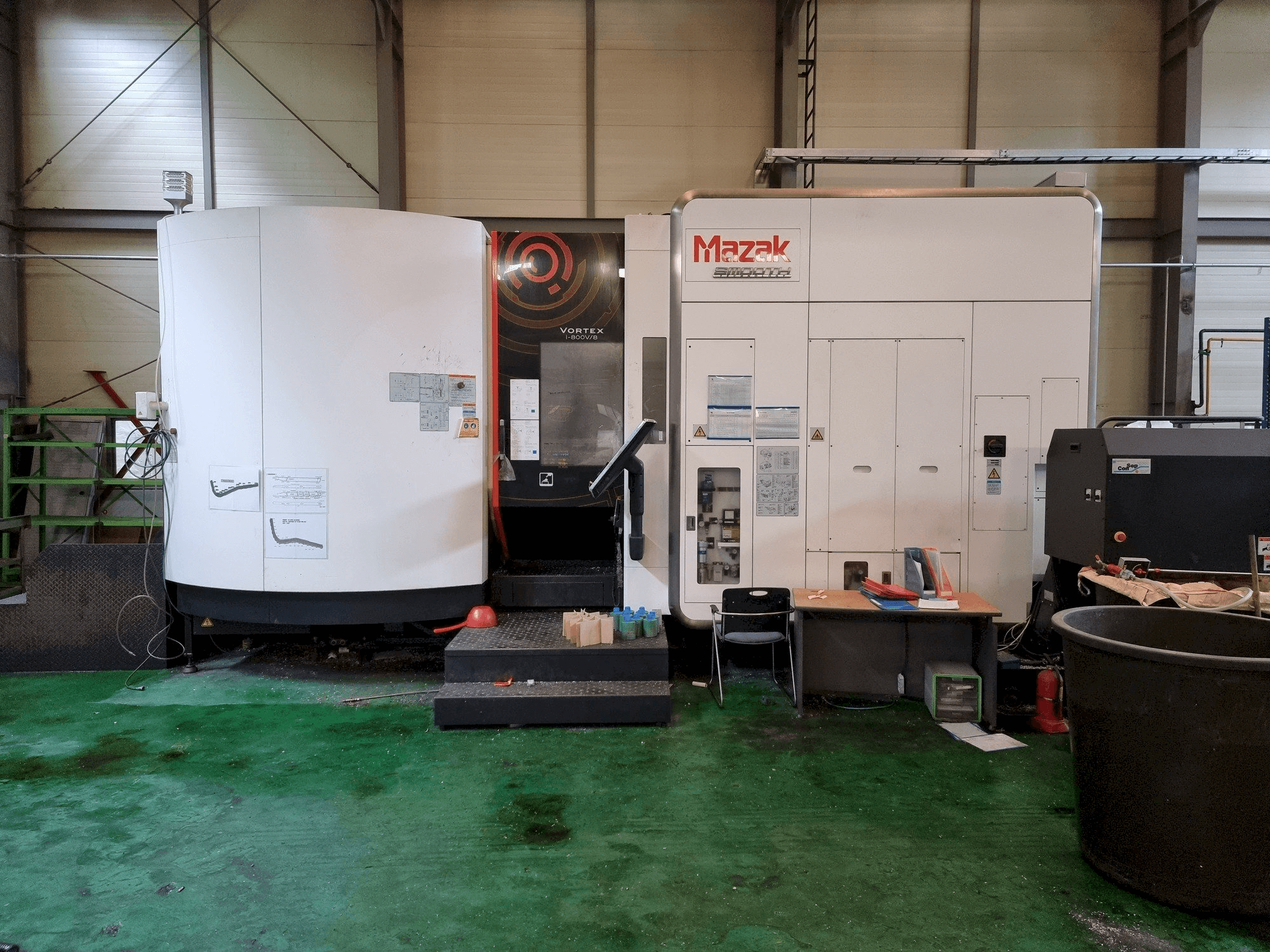 Makine Mazak VORTEX i-800V/8 - Önden görünüm