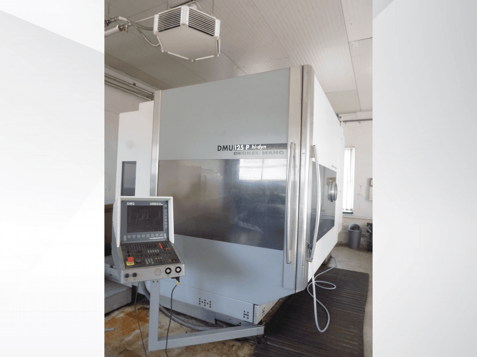 Makine DECKEL MAHO DMU 125 P hi-dyn - Önden görünüm