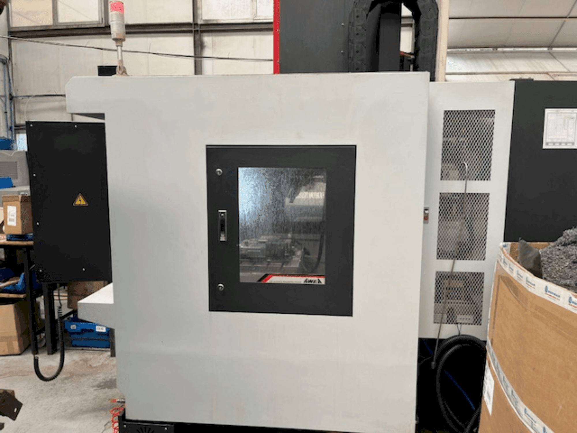 Makine AWEA AF-650 - Önden görünüm