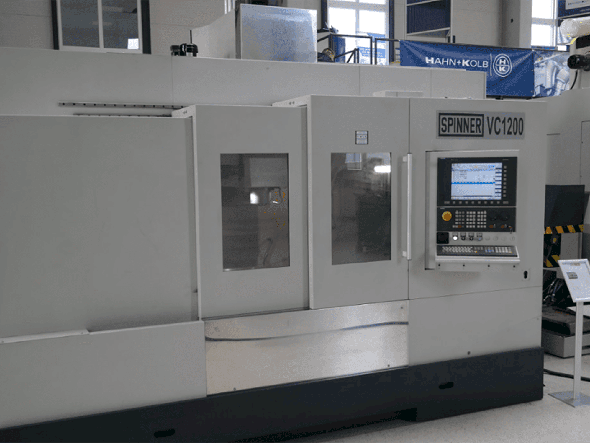 Makine SPINNER VC 1200 - Önden görünüm