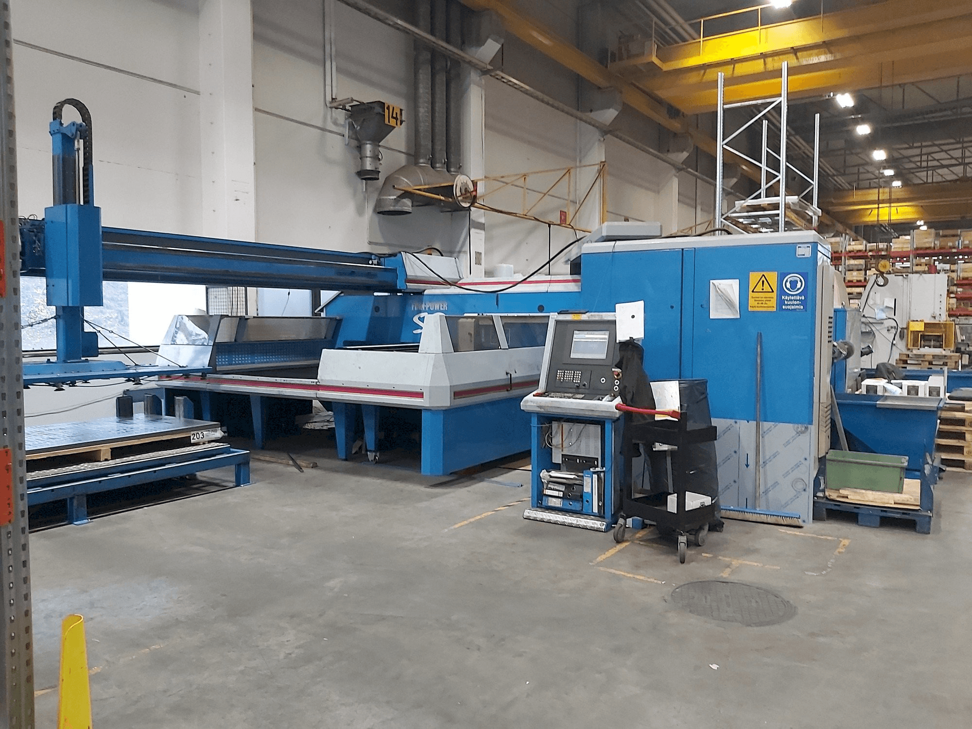 Makine Finn-Power SG6 - Önden görünüm