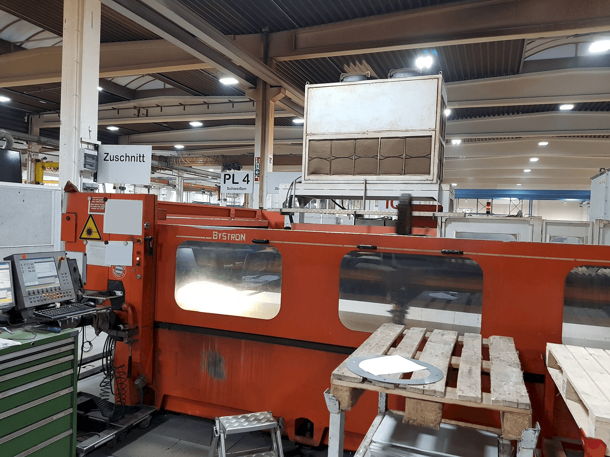 Makine Bystronic - Önden görünüm Bystar 4020