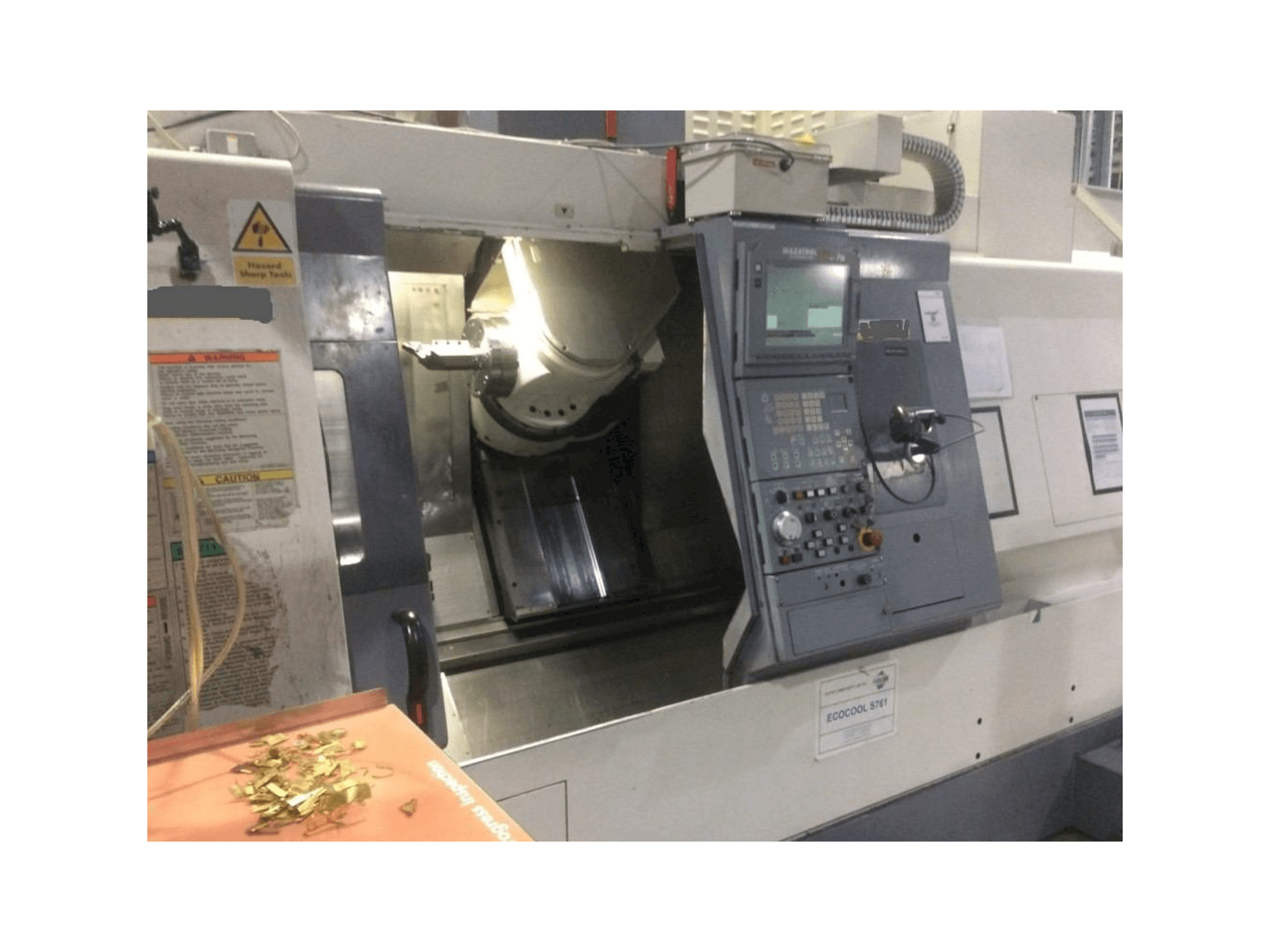 Makine Mazak Integrex 200-3 - Önden görünüm