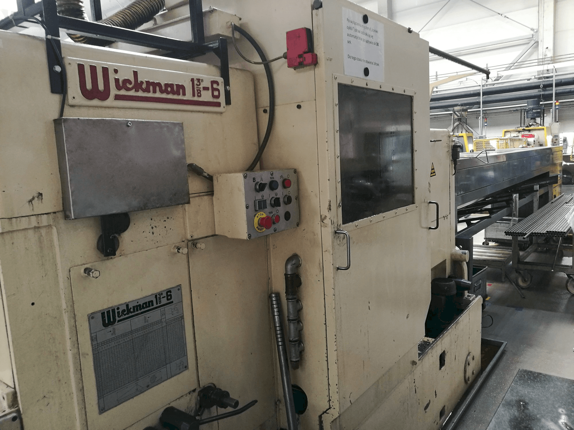 Makine Wickman 1 3/8"-6 - Önden görünüm