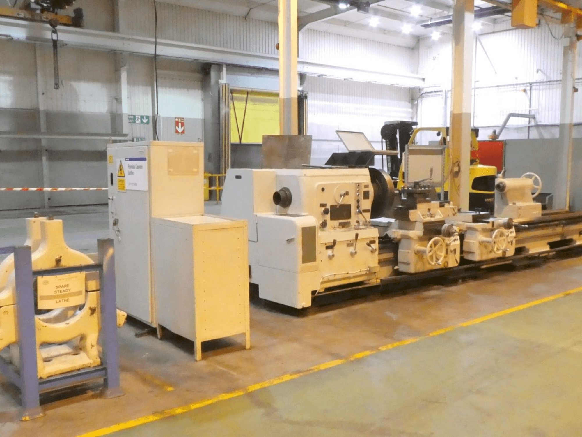 Makine Poreba TR100B X 4M - Önden görünüm