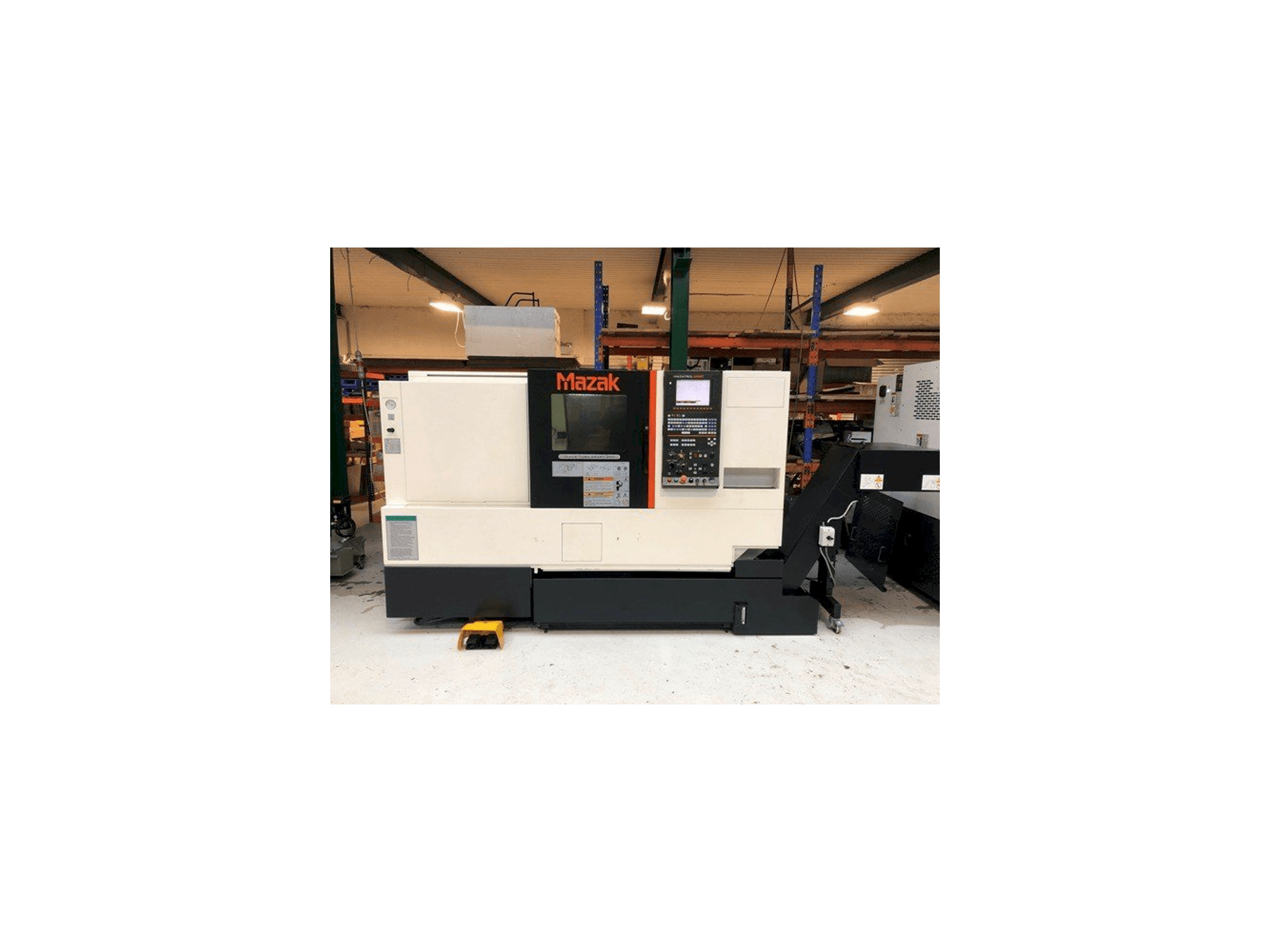 Makine Mazak Quick Turn Smart 200 - Önden görünüm