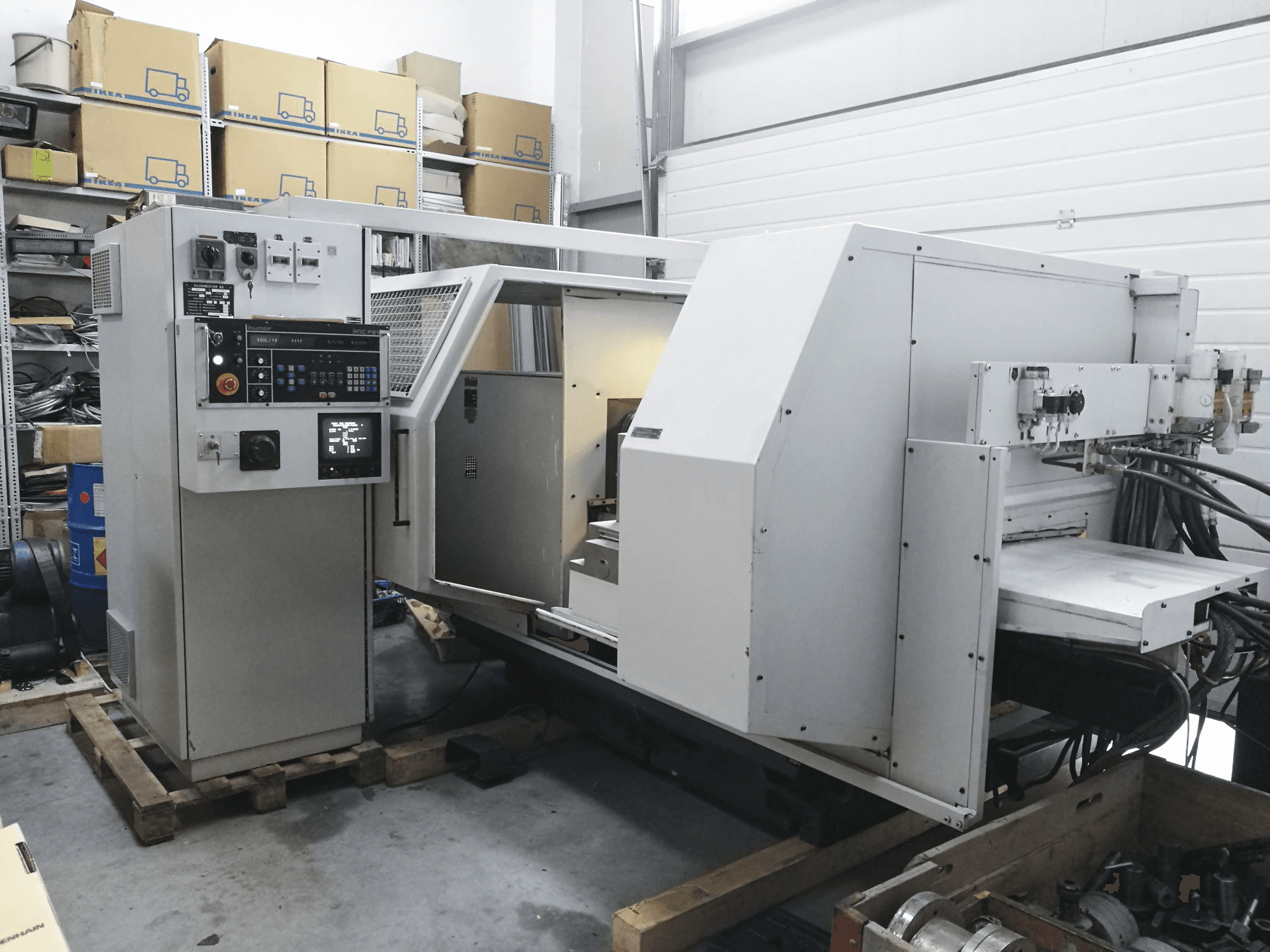 Makine Gildemeister - Sağdan görünüm RNF 40/200