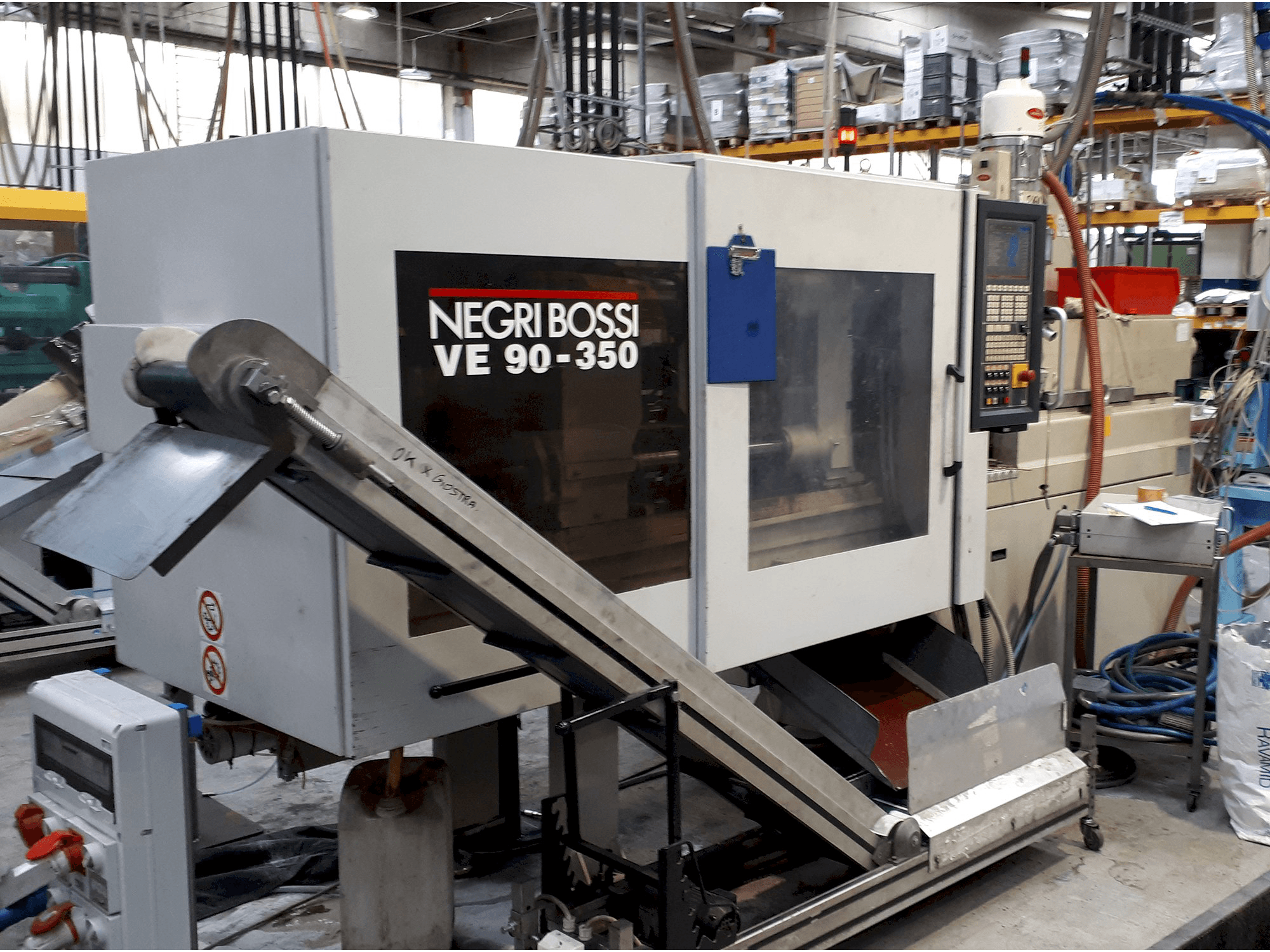Makine Negri Bossi - Sol görünüm VE 90-350