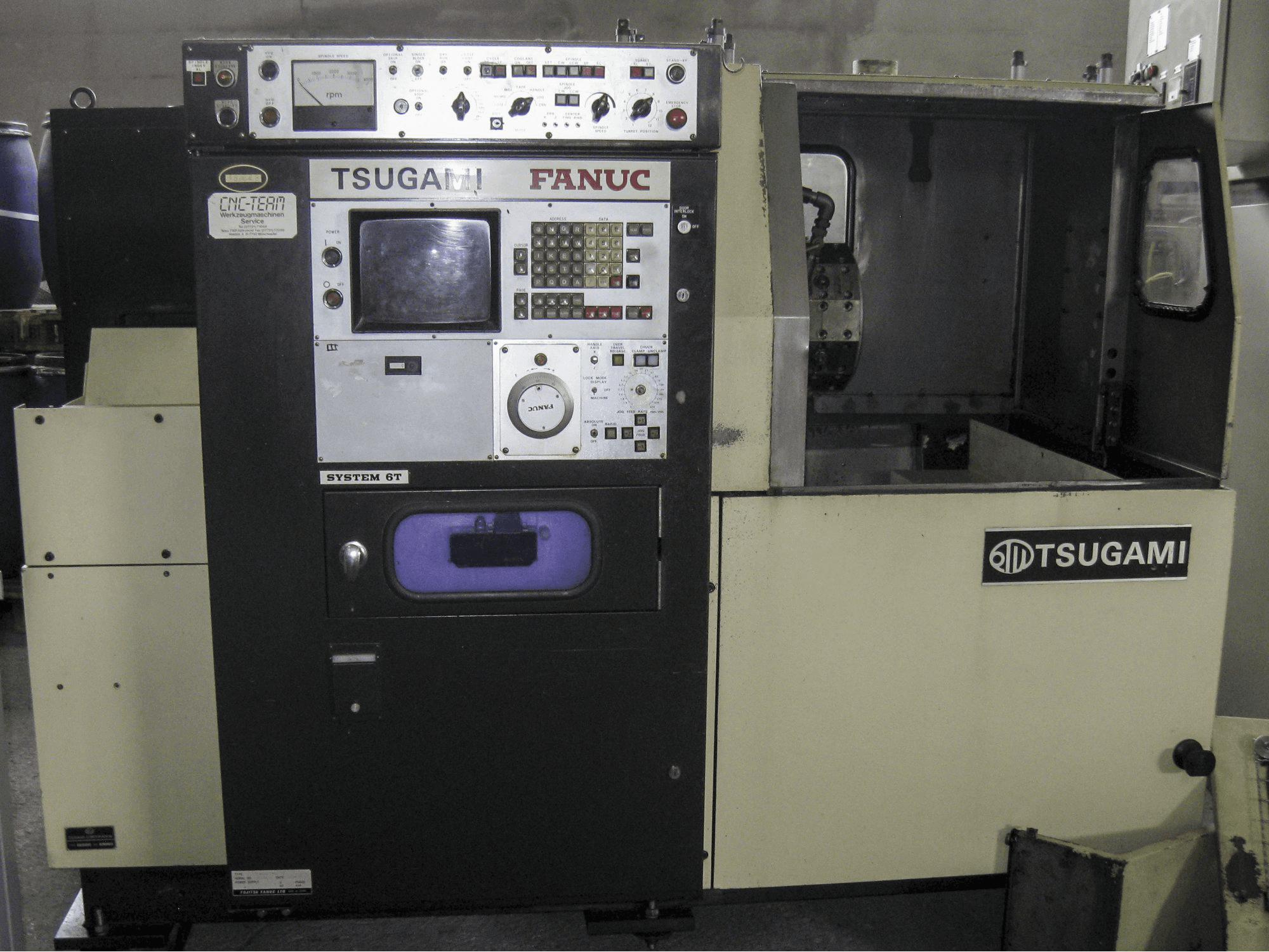 Makine TSUGAMI - Önden görünüm T-NCM 45/160
