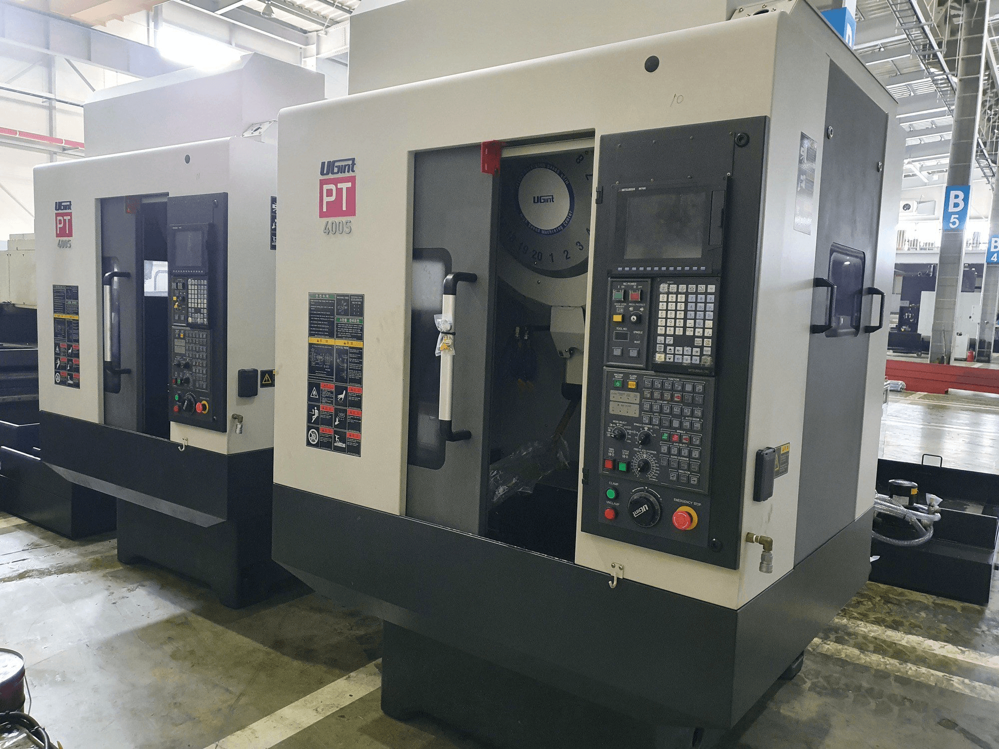 Makine UGINT PT400S - Önden görünüm