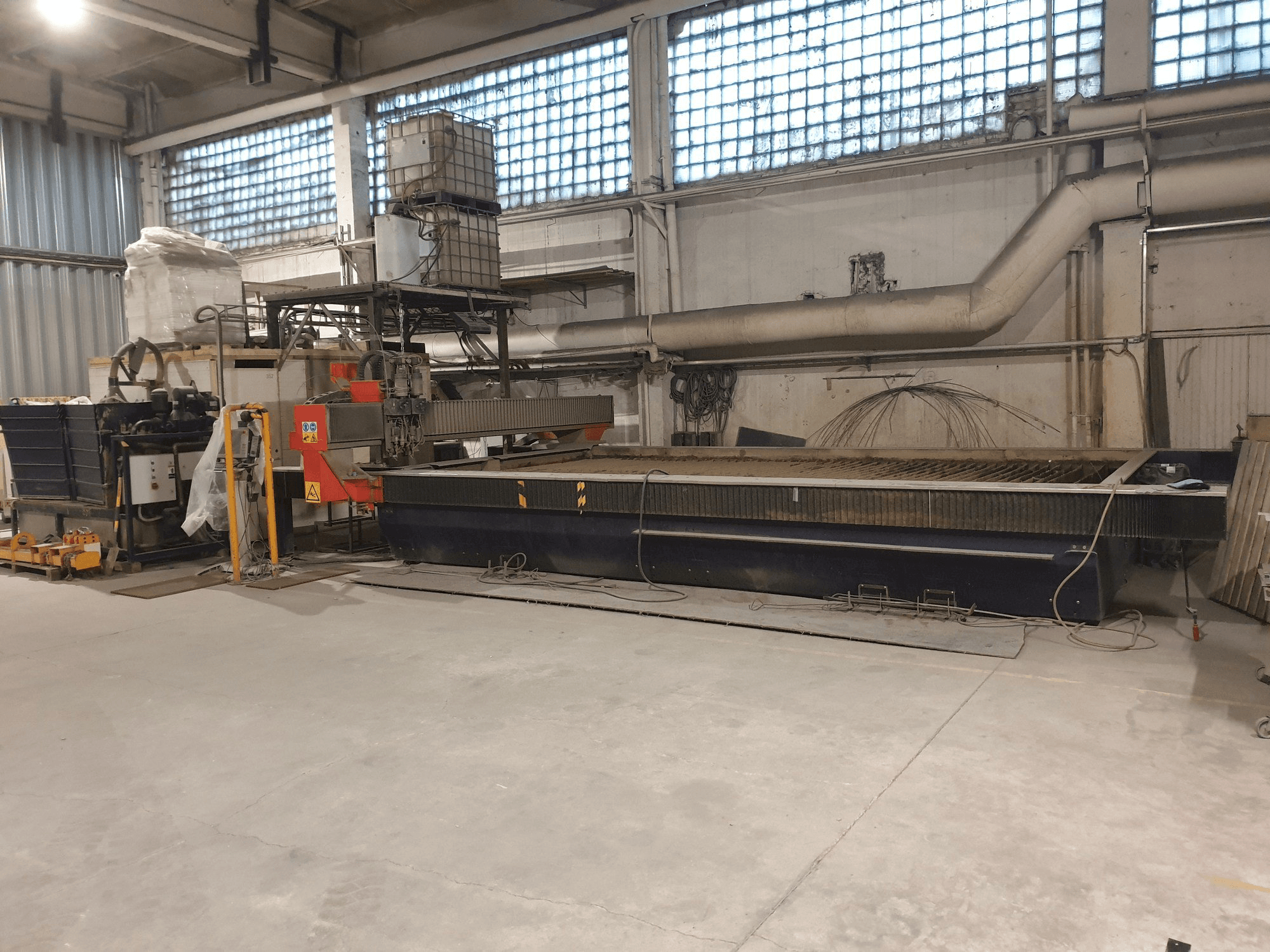 Makine Bystronic Byjet Classic L 6030 - Önden görünüm