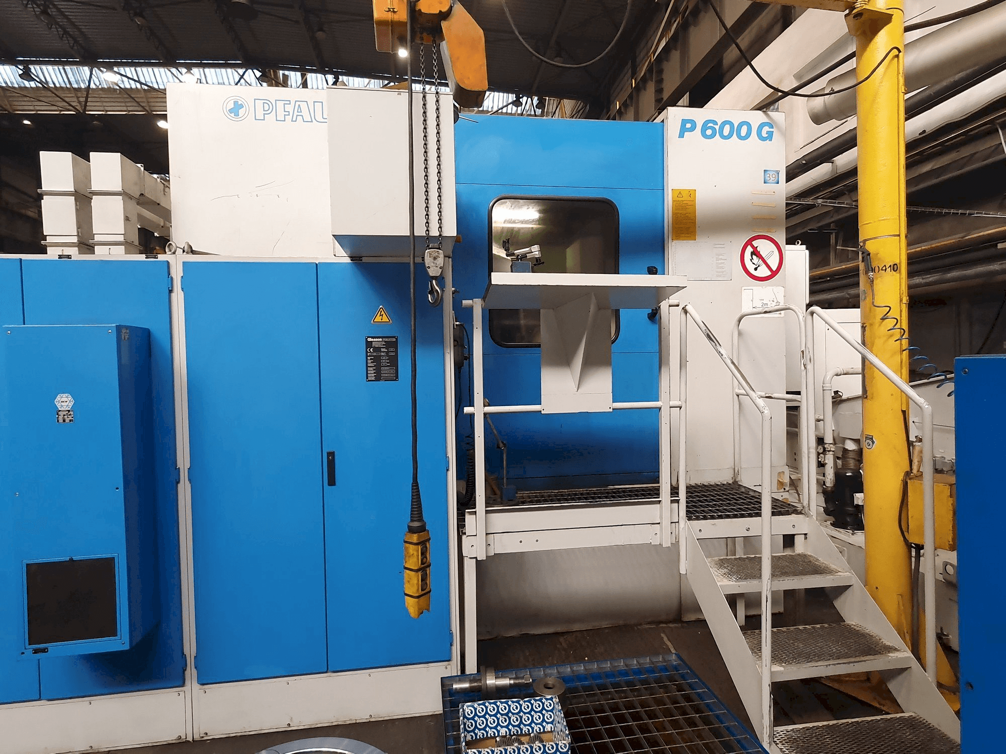 Makine Gleason PFAUTER P 600G - Önden görünüm