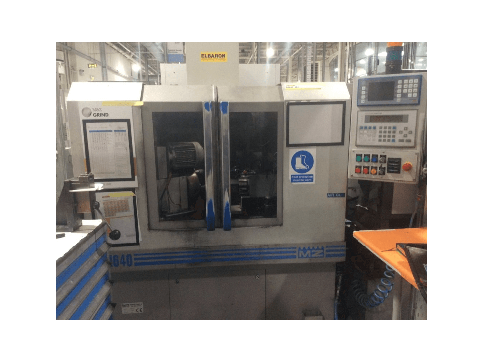 Makine Monnier & Zahner M640 CNC - Önden görünüm