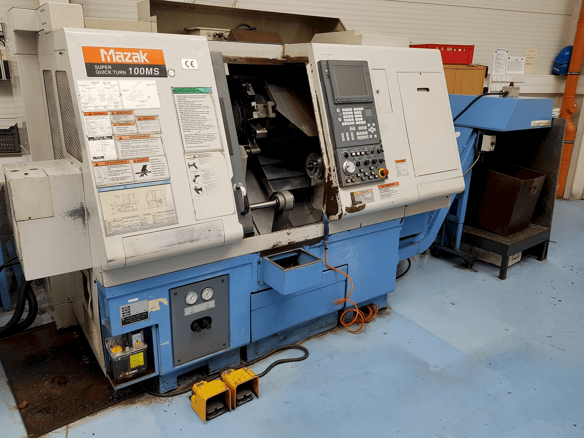Makine Mazak STN-100MS - Önden görünüm